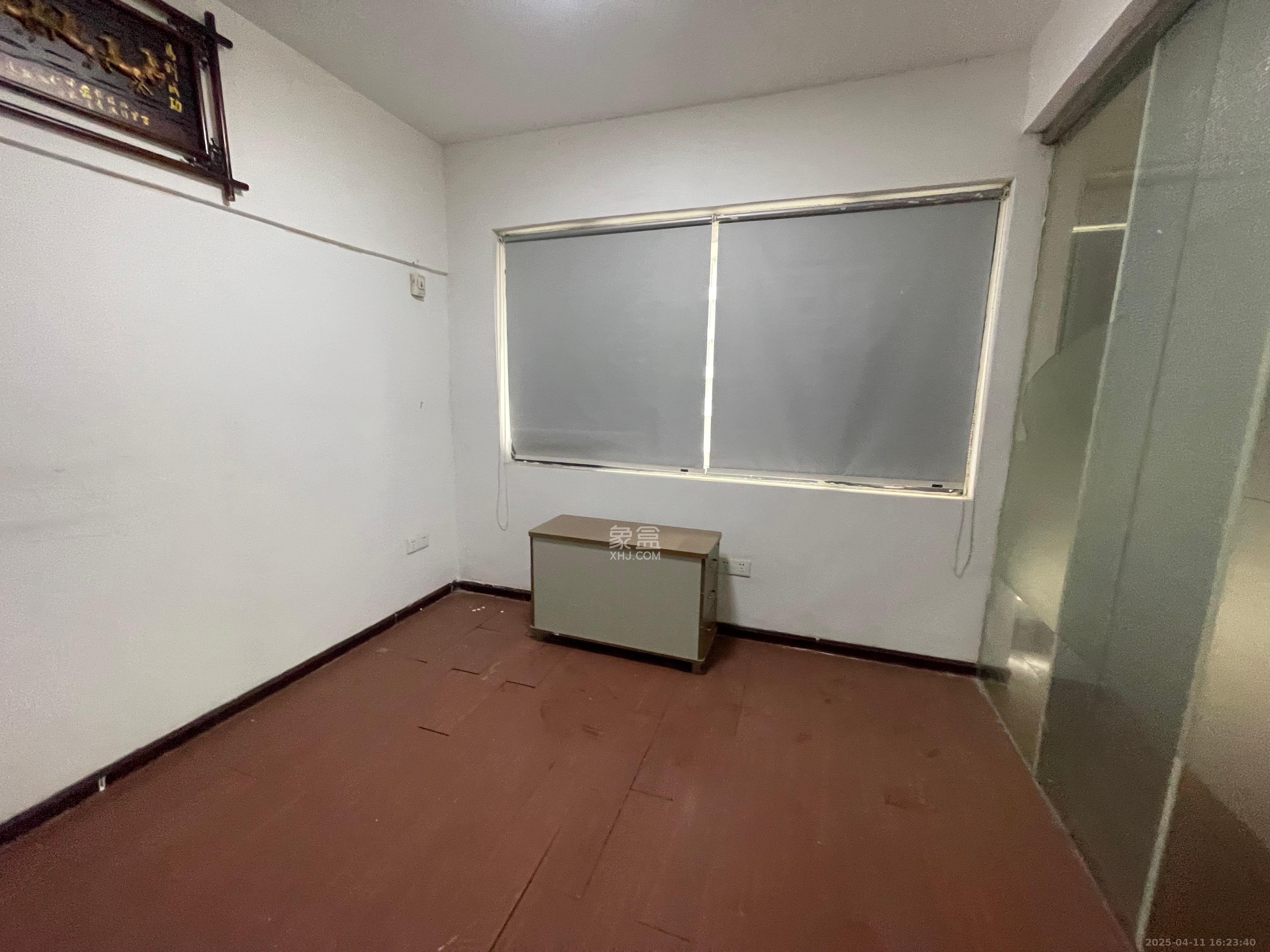 亚商国际 3室2厅1卫 1800.0元/月 亚商国际 3室2厅1卫 1800.0元/月室内图