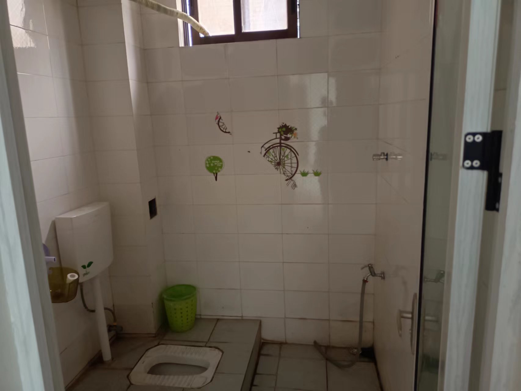 金牛新村 12室2厅8卫 430.0万 金牛新村 12室2厅8卫 430.0万室内图