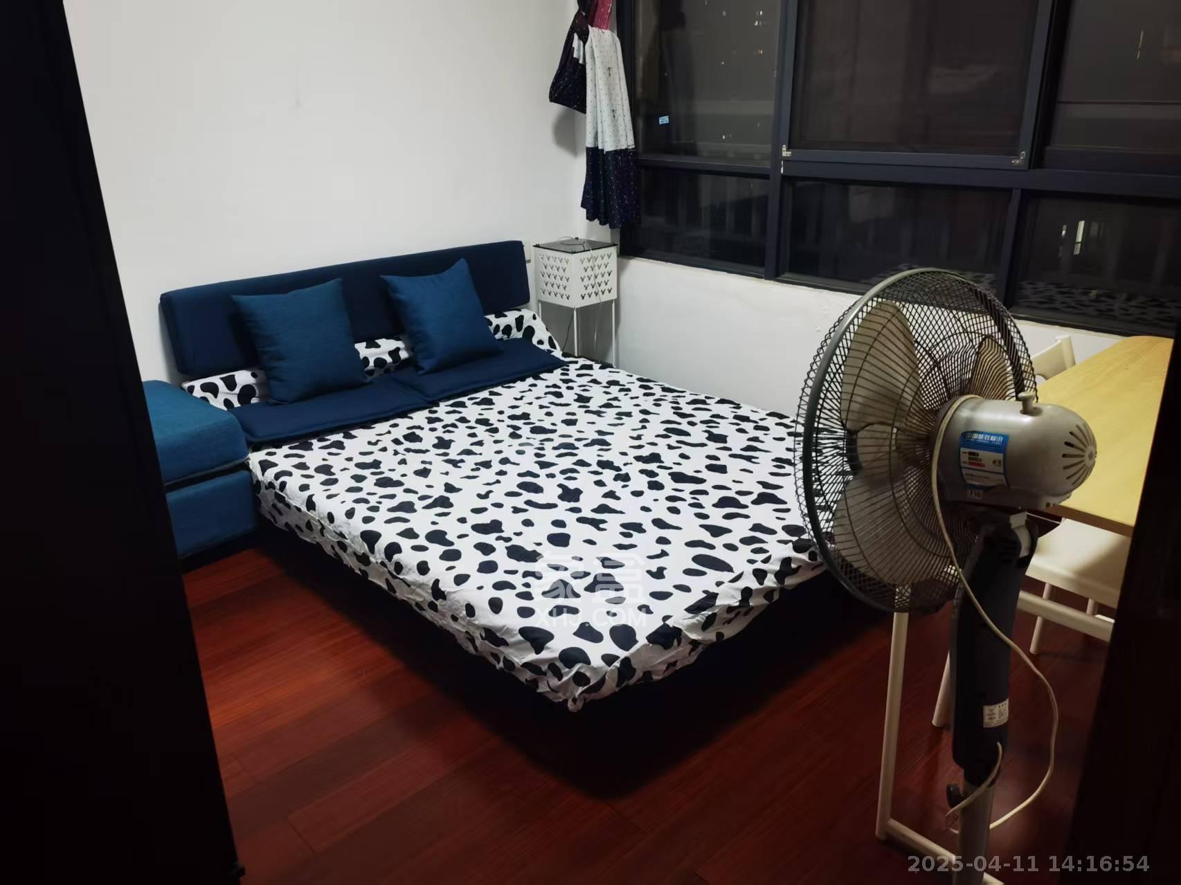 香樟兰亭(朗峰苑)  2室1厅1卫    2200.0元/月 香樟兰亭(朗峰苑)  2室1厅1卫    2200.0元/月室内图