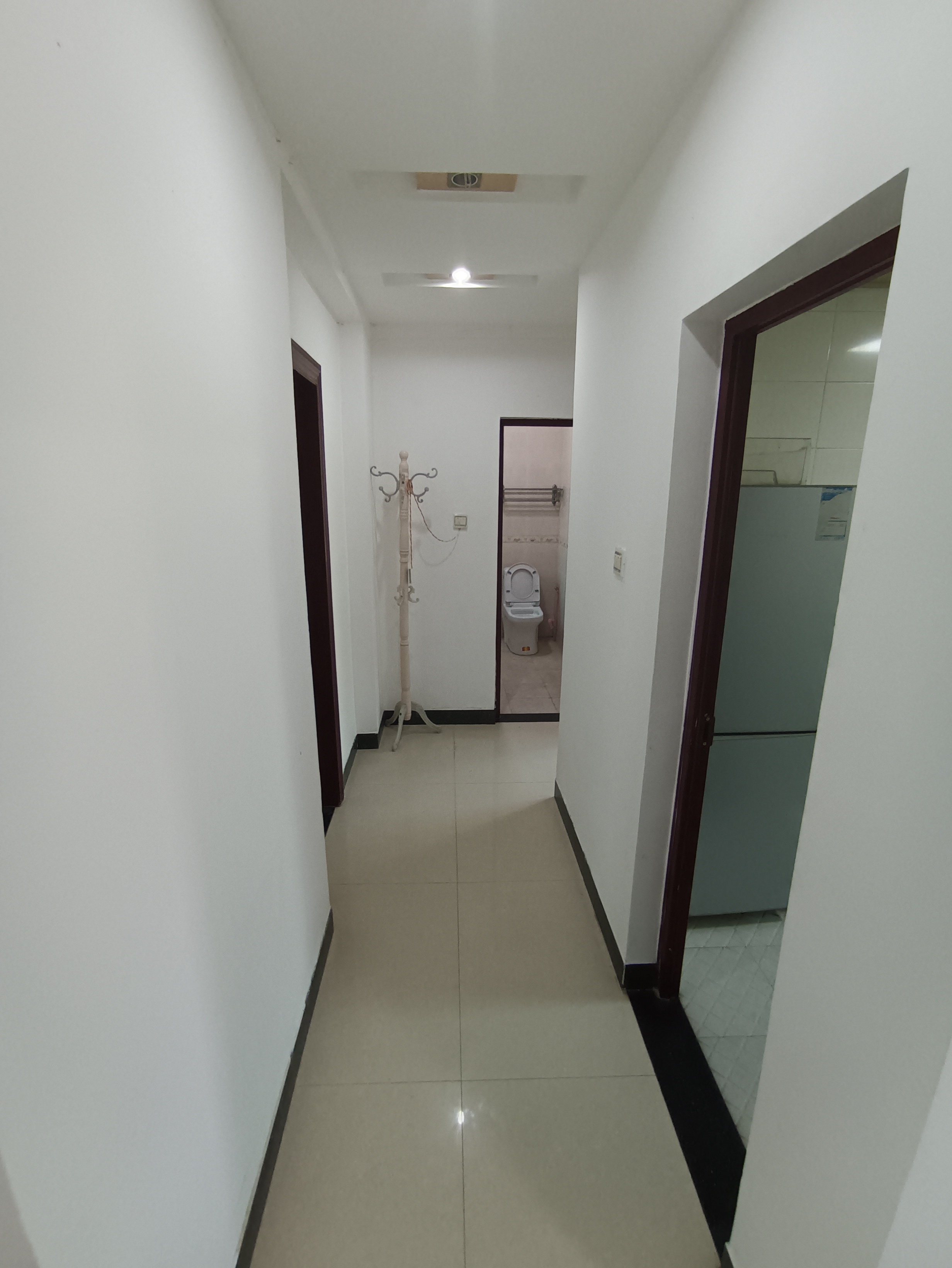 美丽沙花园 3室2厅1卫 3300.0元/月 美丽沙花园 3室2厅1卫 3300.0元/月室内图