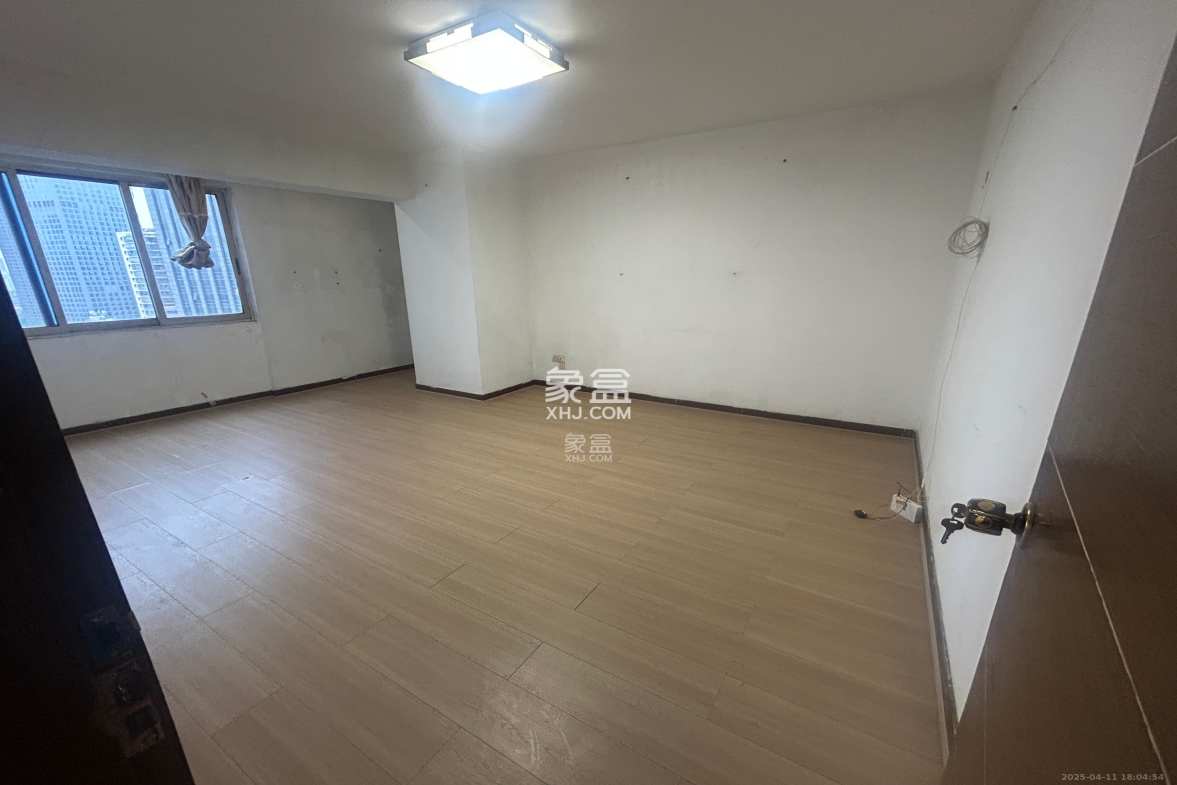 天心城市广场(黄金之城) 2室2厅1卫 2800.0元/月 天心城市广场(黄金之城) 2室2厅1卫 2800.0元/月室内图