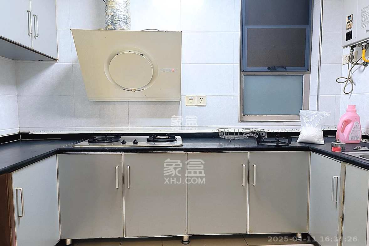 怡海星城  2室2厅1卫    1500.0元/月 怡海星城  2室2厅1卫    1500.0元/月室内图
