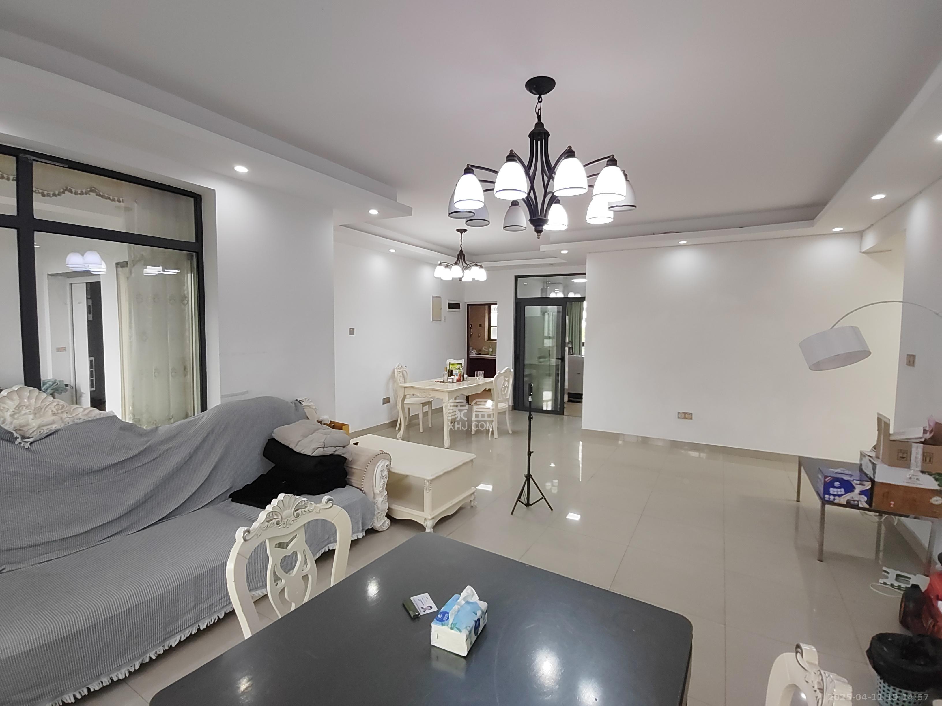 梦网景园 3室2厅2卫 4000.0元/月 梦网景园 3室2厅2卫 4000.0元/月室内图