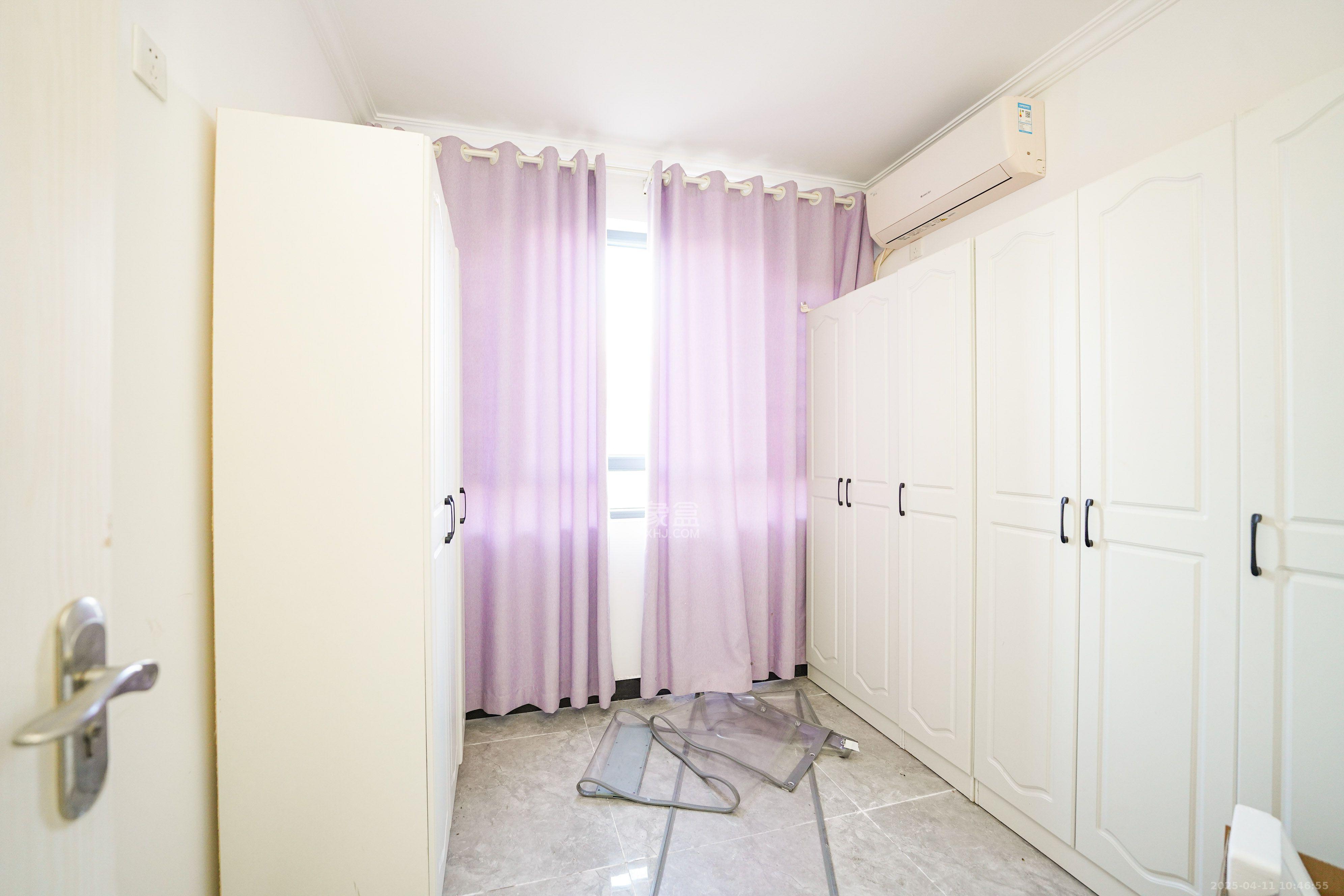 创世纪广场 4室2厅2卫 2800.0元/月 创世纪广场 4室2厅2卫 2800.0元/月室内图