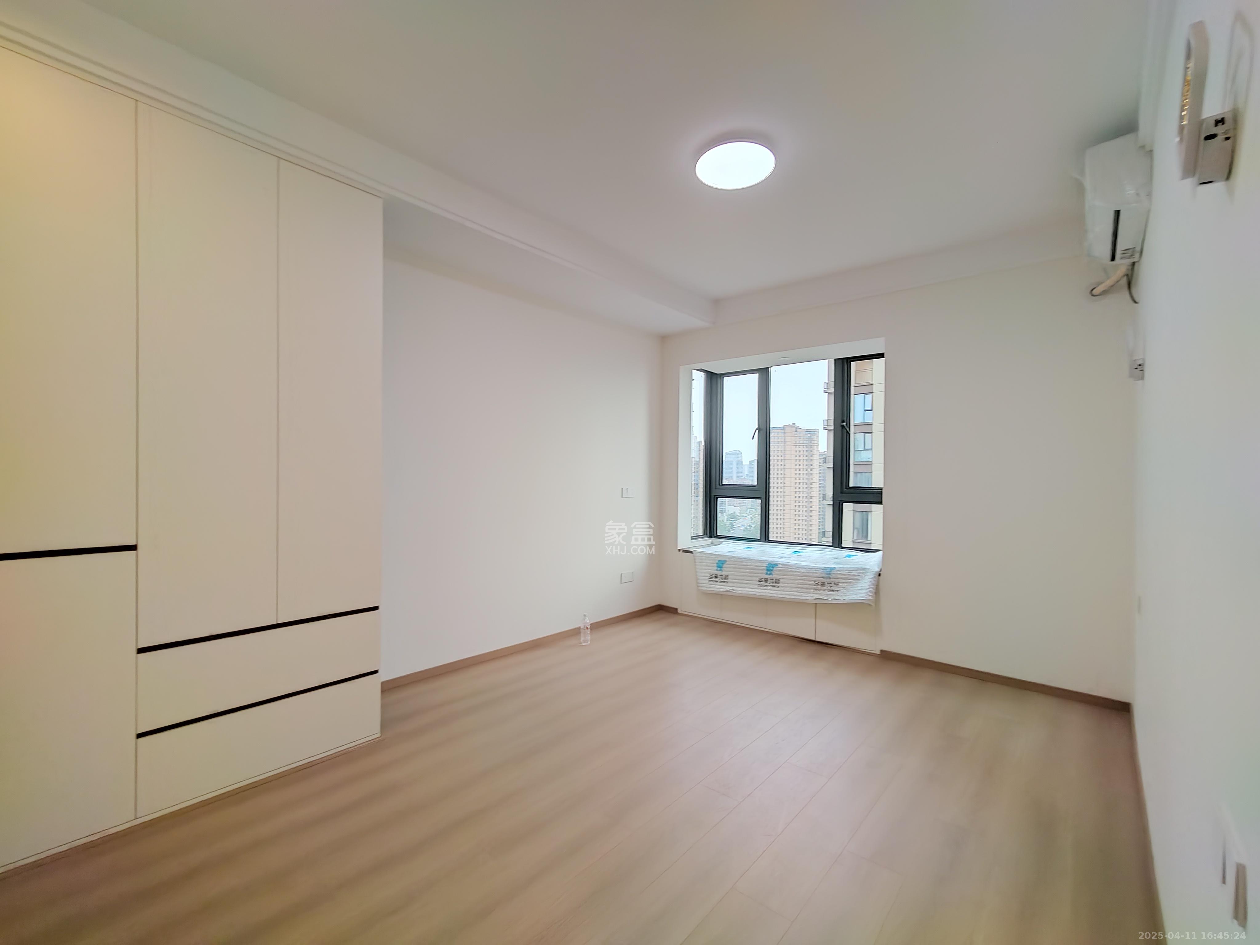 中建钰和城  3室2厅2卫   3600.00元/月室内图