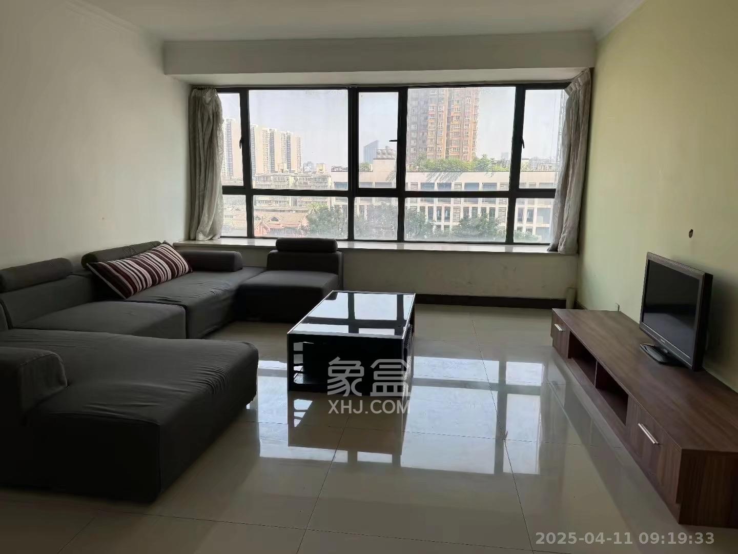 香雨一品 3室2厅2卫 2700.0元/月 香雨一品 3室2厅2卫 2700.0元/月室内图