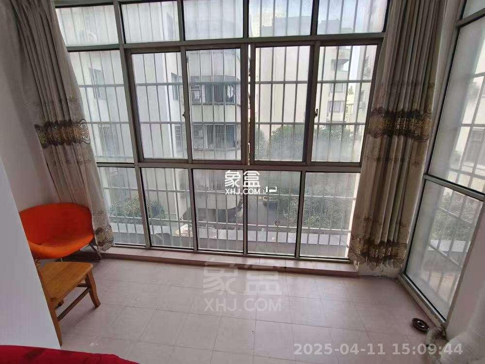 金茂尚都天台路123号 2室2厅1卫 1800.0元/月 金茂尚都天台路123号 2室2厅1卫 1800.0元/月室内图