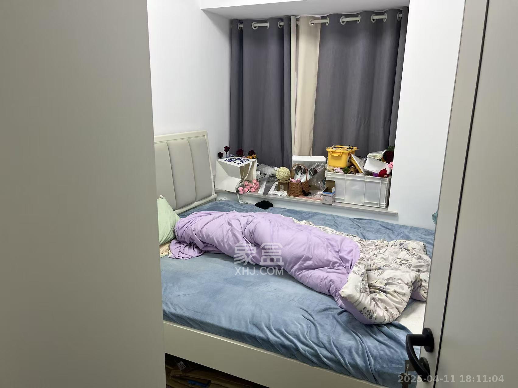 雅居乐新地  3室2厅2卫   2500.00元/月室内图