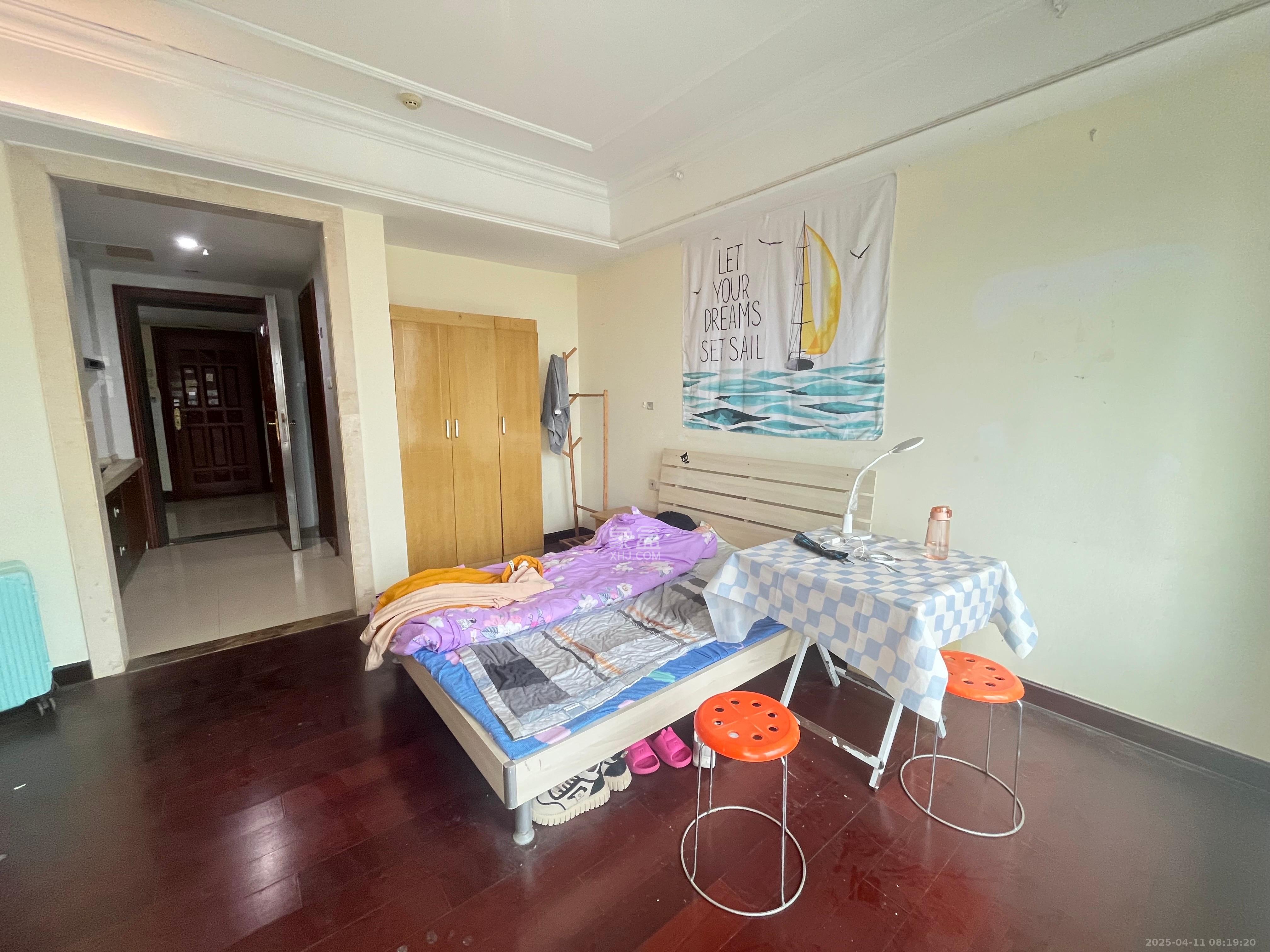 恒大华府  1室1厅1卫    1100.0元/月 恒大华府  1室1厅1卫    1100.0元/月室内图