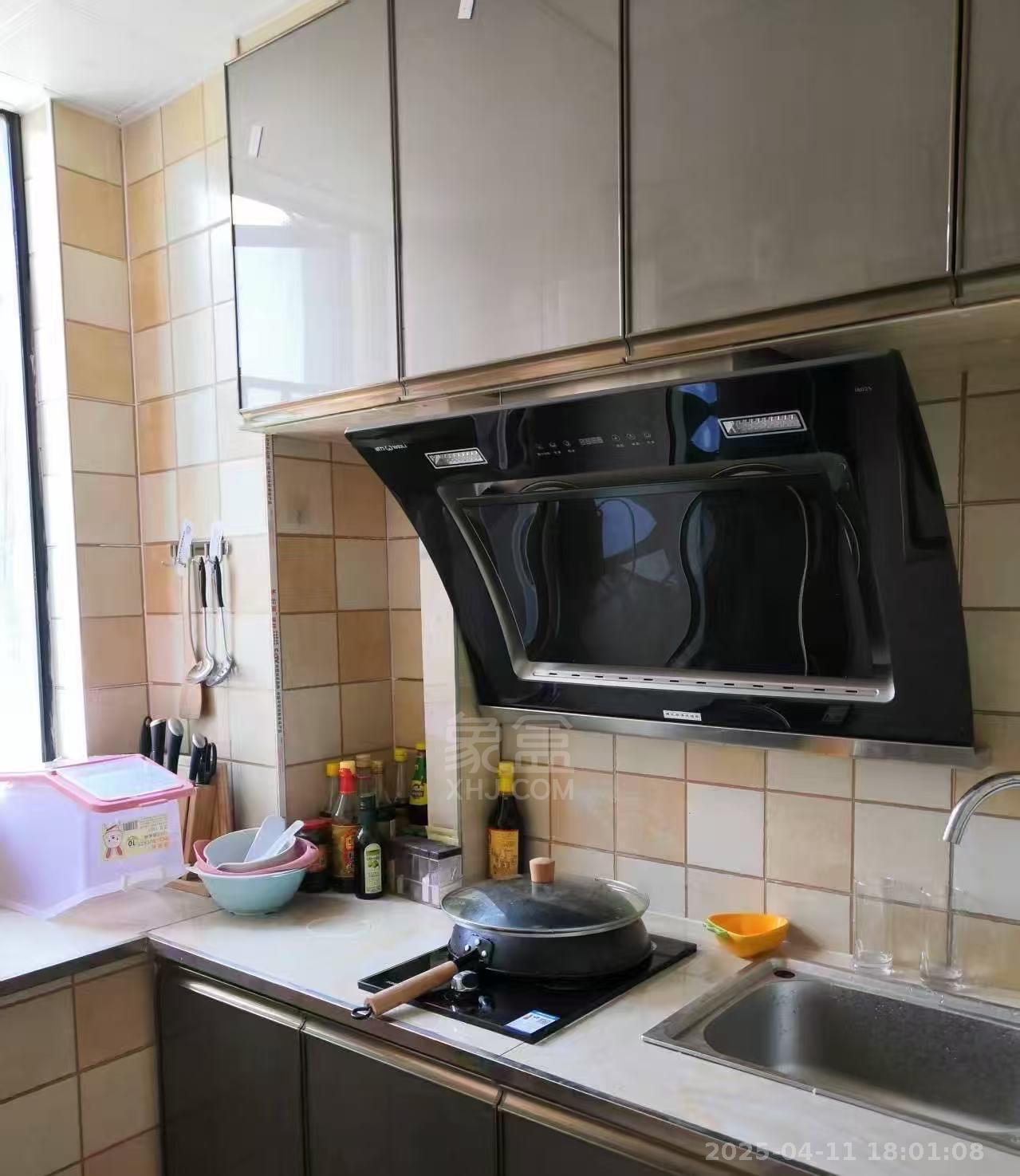 白金汉宫 1室1厅0卫 1300.0元/月 白金汉宫 1室1厅0卫 1300.0元/月室内图