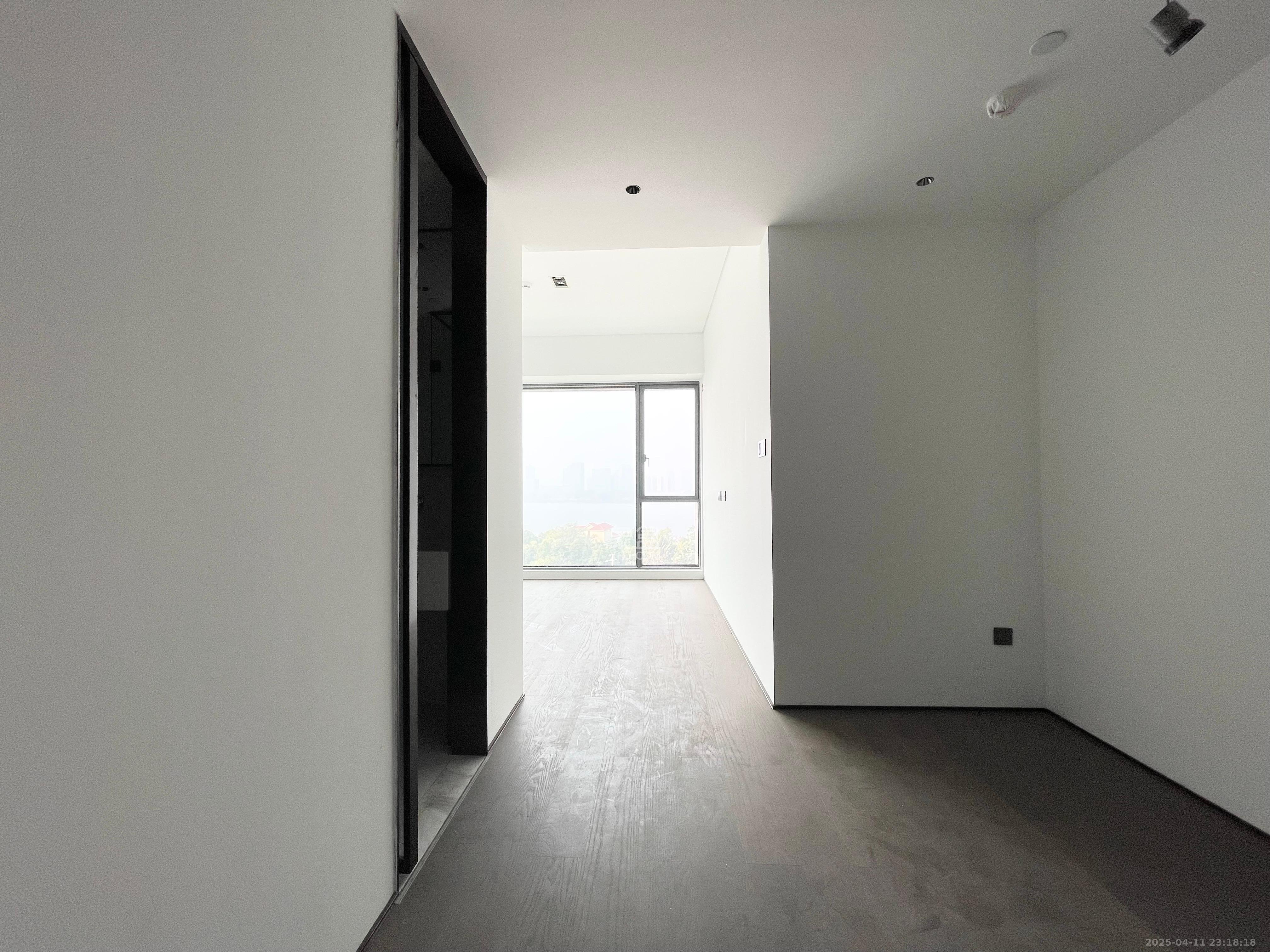 万科紫台 4室2厅3卫 16000.0元/月 万科紫台 4室2厅3卫 16000.0元/月室内图