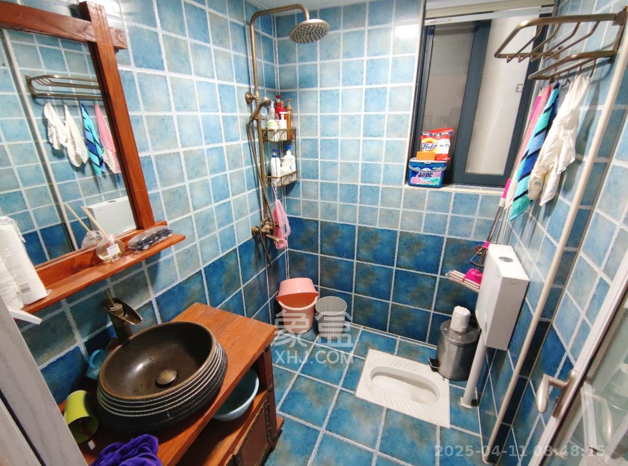 中建梅溪湖中心  3室2厅2卫    3700.0元/月室内图