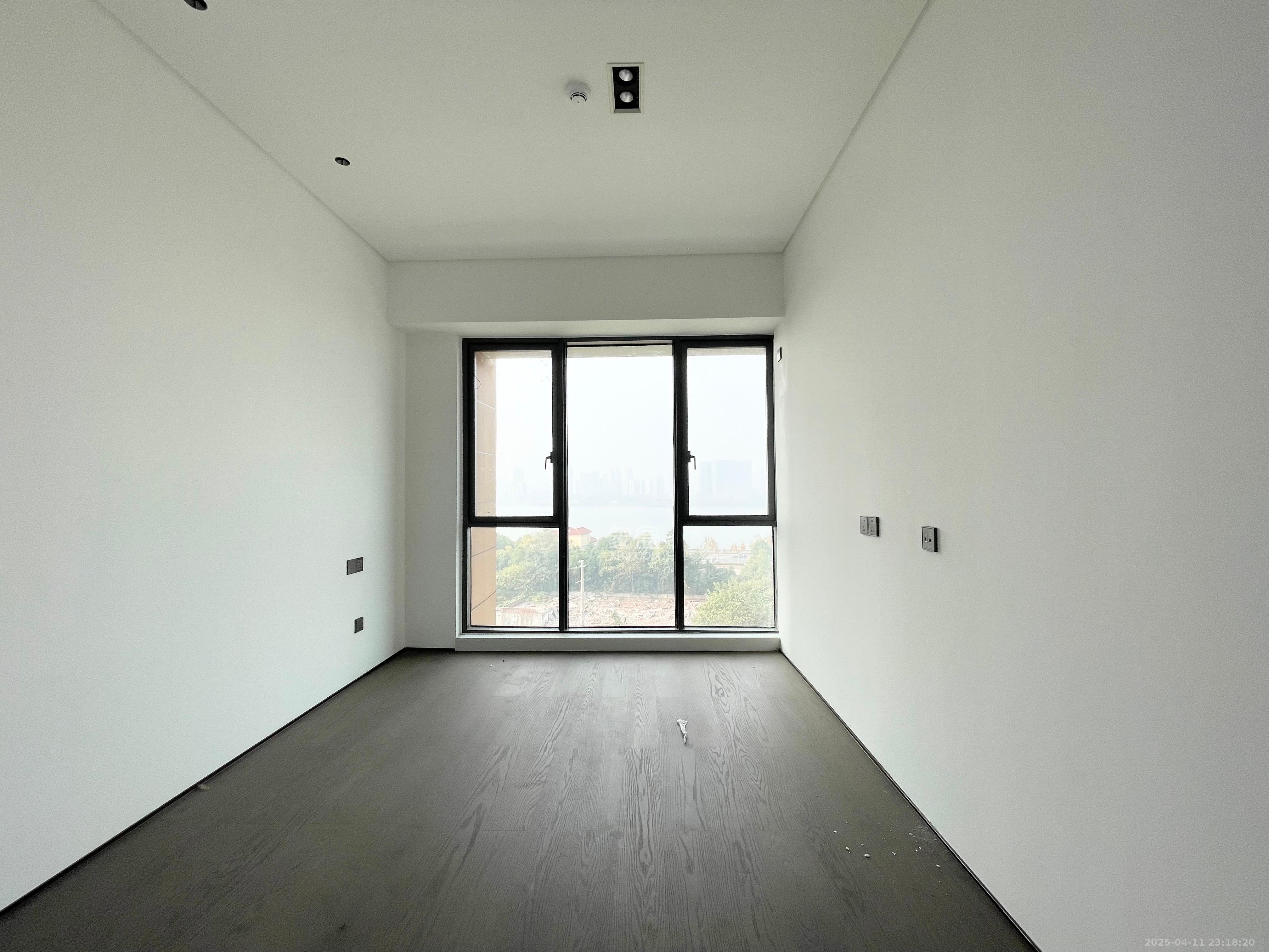 万科紫台 4室2厅3卫 16000.0元/月 万科紫台 4室2厅3卫 16000.0元/月室内图