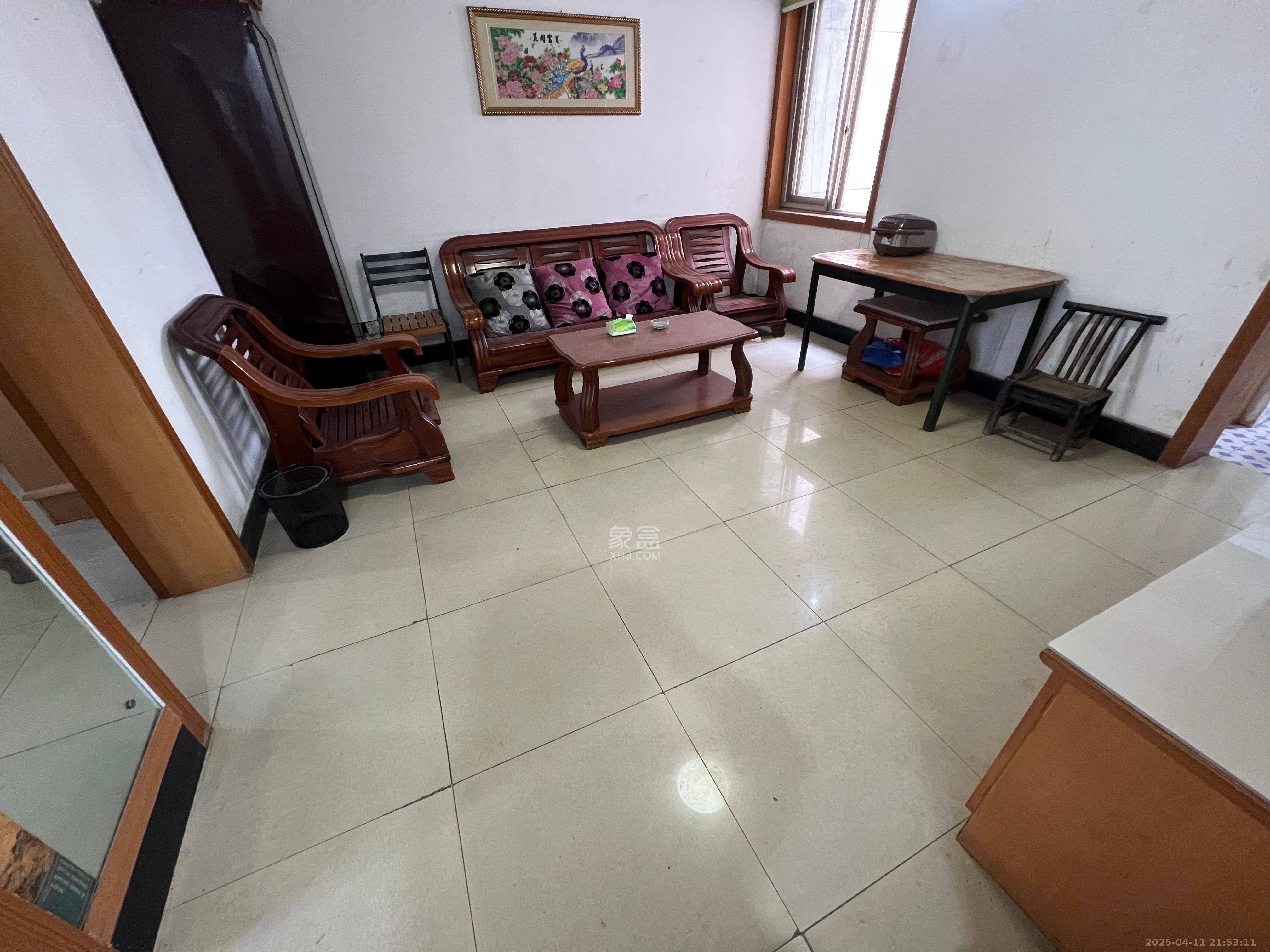 谢家冲  2室1厅1卫    1000.0元/月 谢家冲  2室1厅1卫    1000.0元/月室内图1