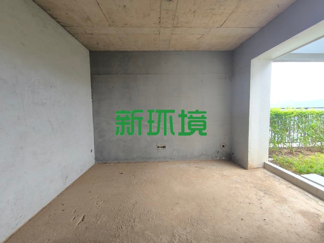 东岳新外滩  3室2厅2卫   78.80万客厅
