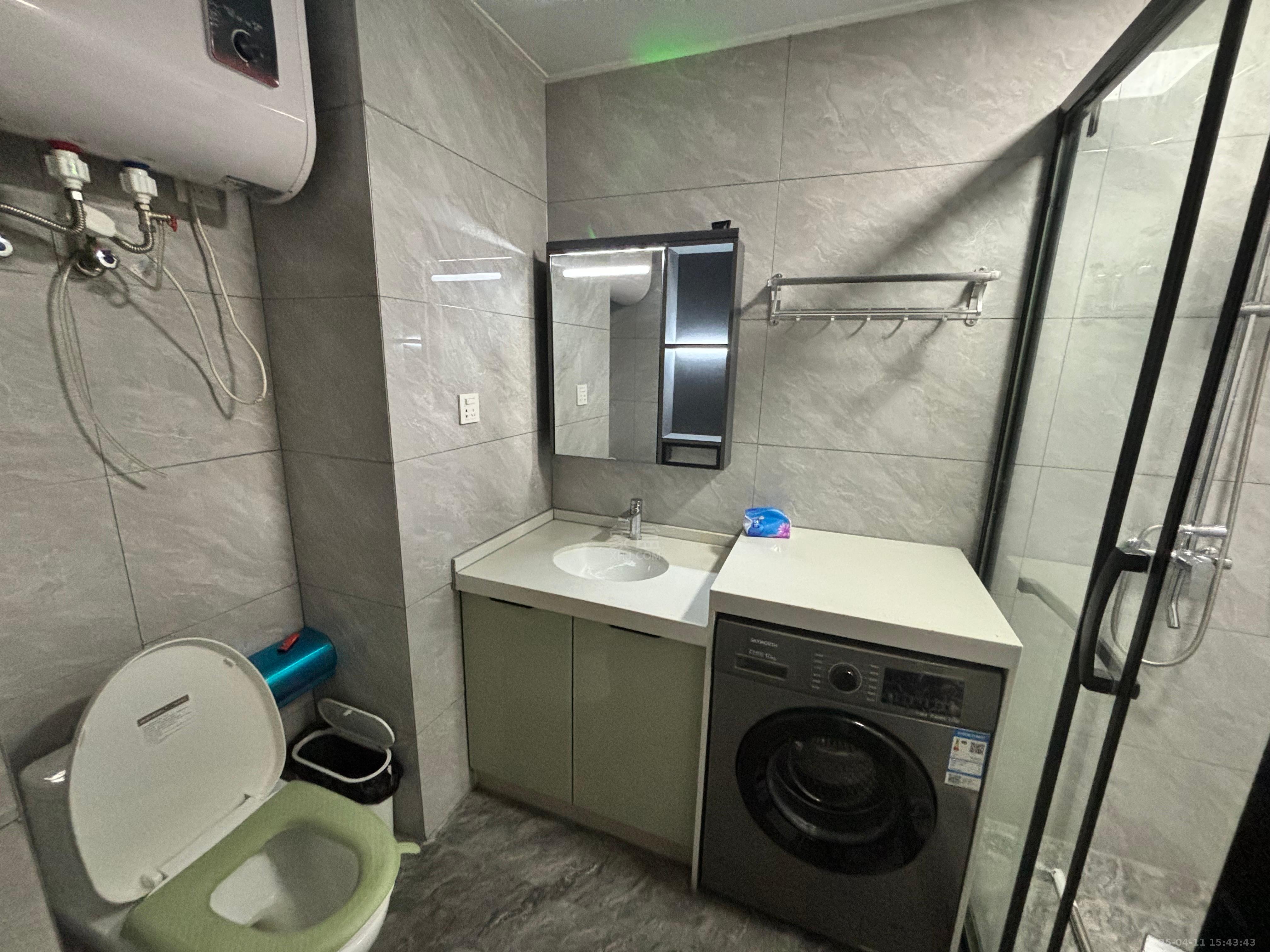 朗廷览江  1室1厅1卫   1600.00元/月室内图