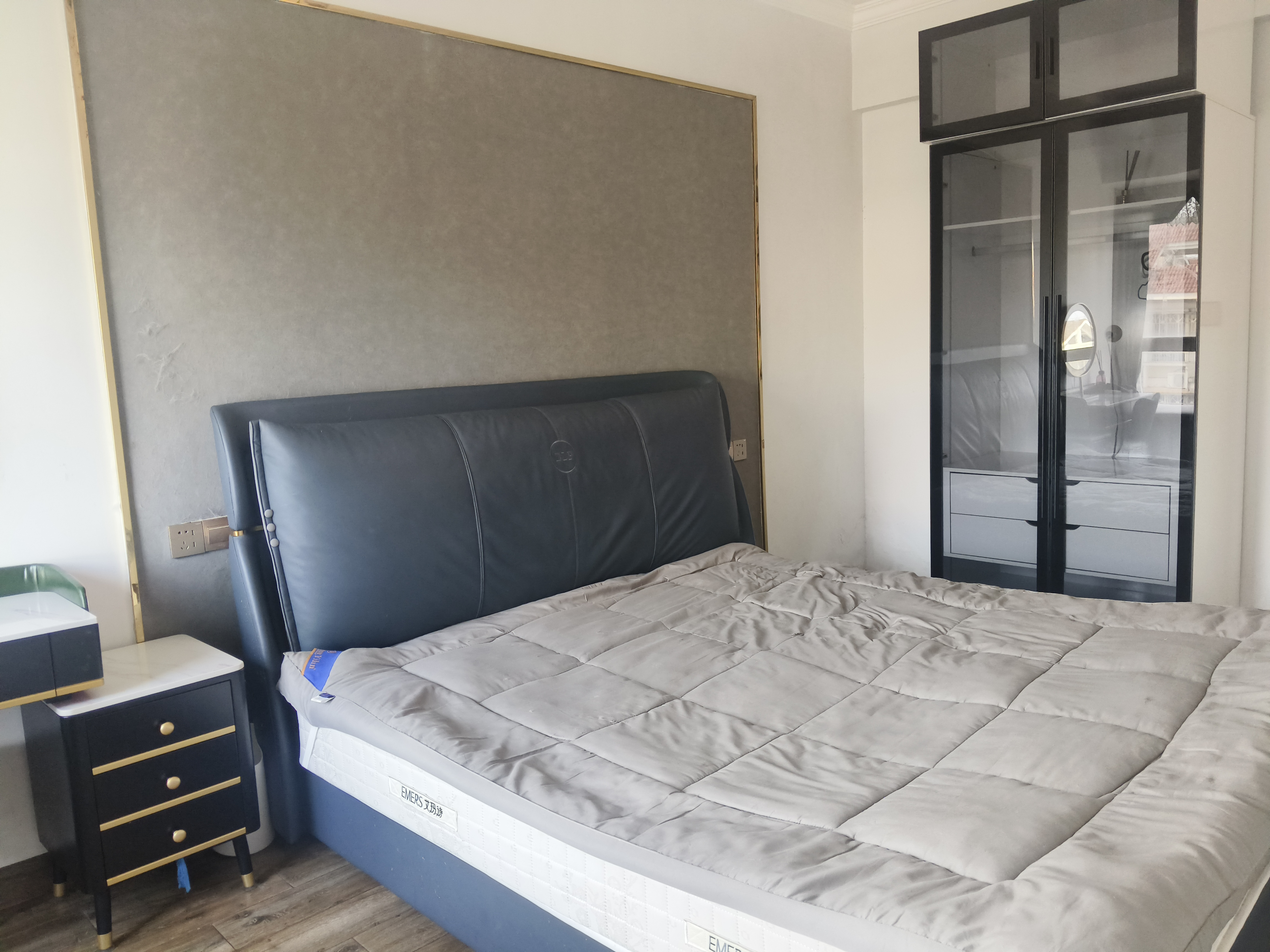 桂名园 2室2厅1卫 3500.0元/月 桂名园 2室2厅1卫 3500.0元/月室内图