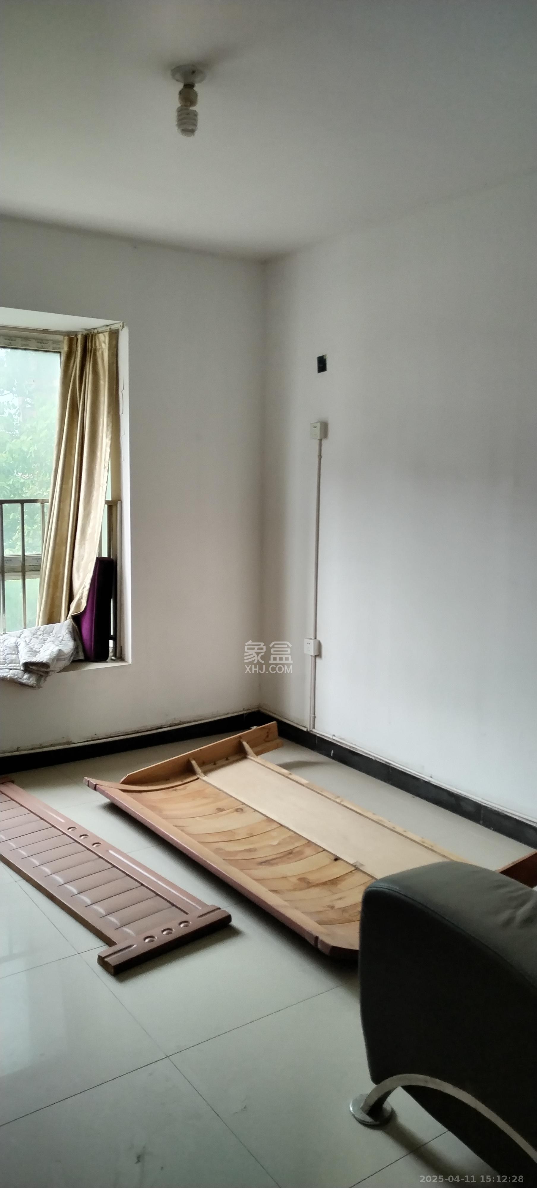 水映青山  4室2厅2卫   2500.00元/月室内图