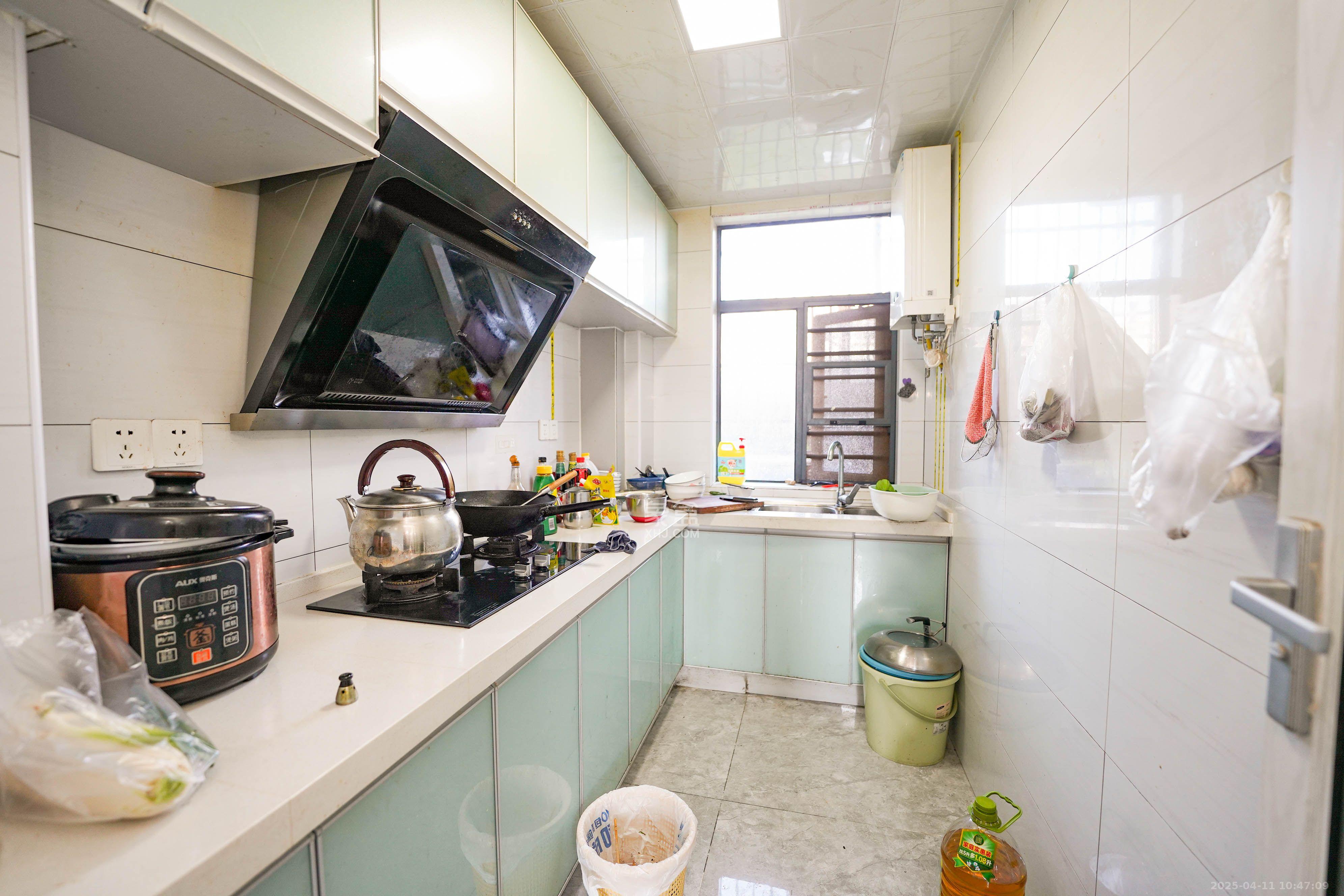 创世纪广场 4室2厅2卫 2800.0元/月 创世纪广场 4室2厅2卫 2800.0元/月室内图