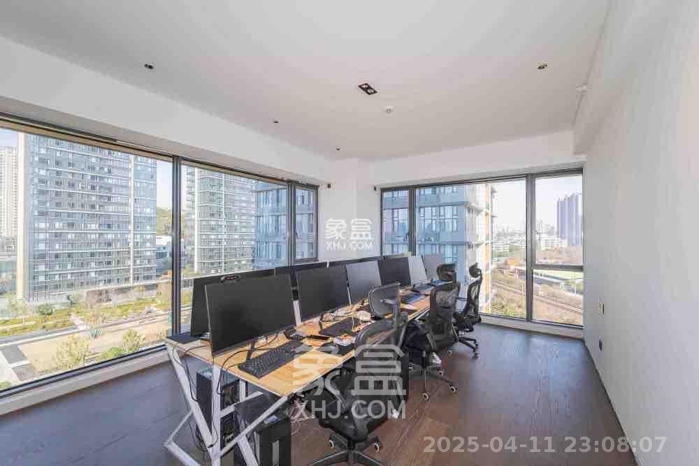 万科紫台 4室2厅3卫 15000.0元/月 万科紫台 4室2厅3卫 15000.0元/月室内图