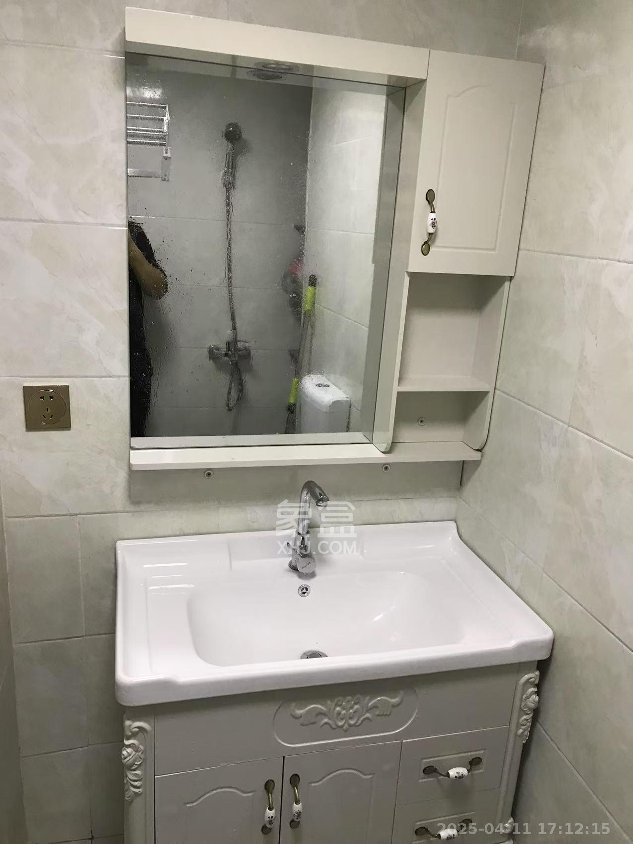 怡海星城 1室1厅1卫 1000.0元/月 怡海星城 1室1厅1卫 1000.0元/月室内图