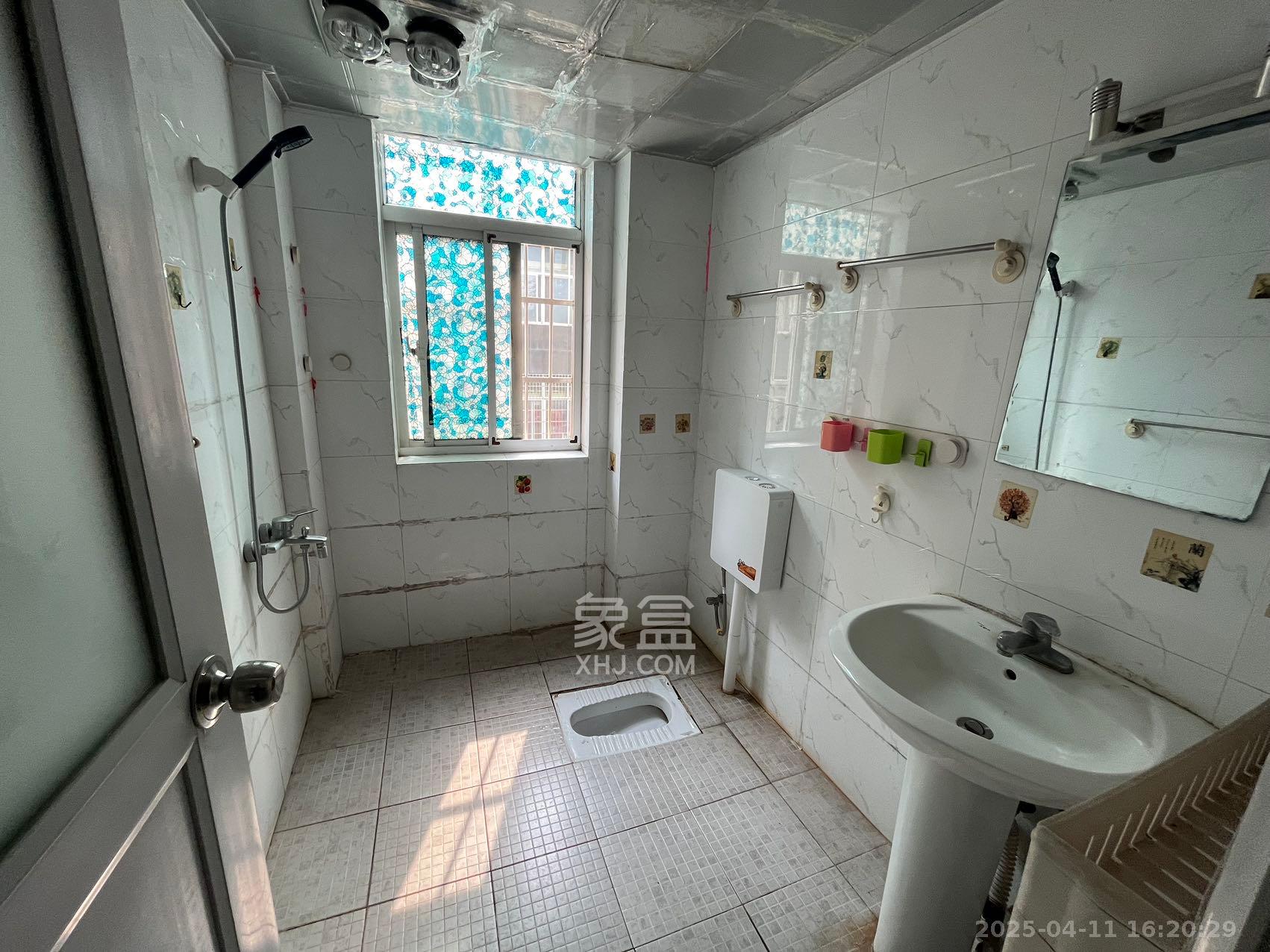 景江雅苑 2室2厅1卫 2000.0元/月 景江雅苑 2室2厅1卫 2000.0元/月室内图