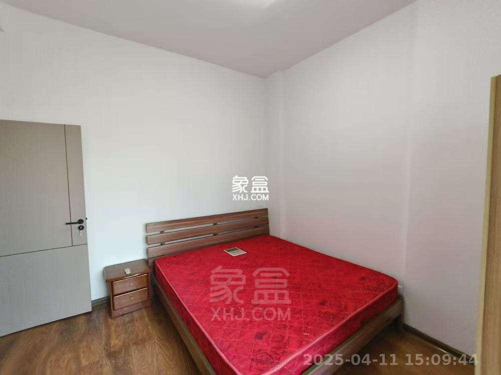 金茂尚都天台路123号 2室2厅1卫 1800.0元/月 金茂尚都天台路123号 2室2厅1卫 1800.0元/月室内图