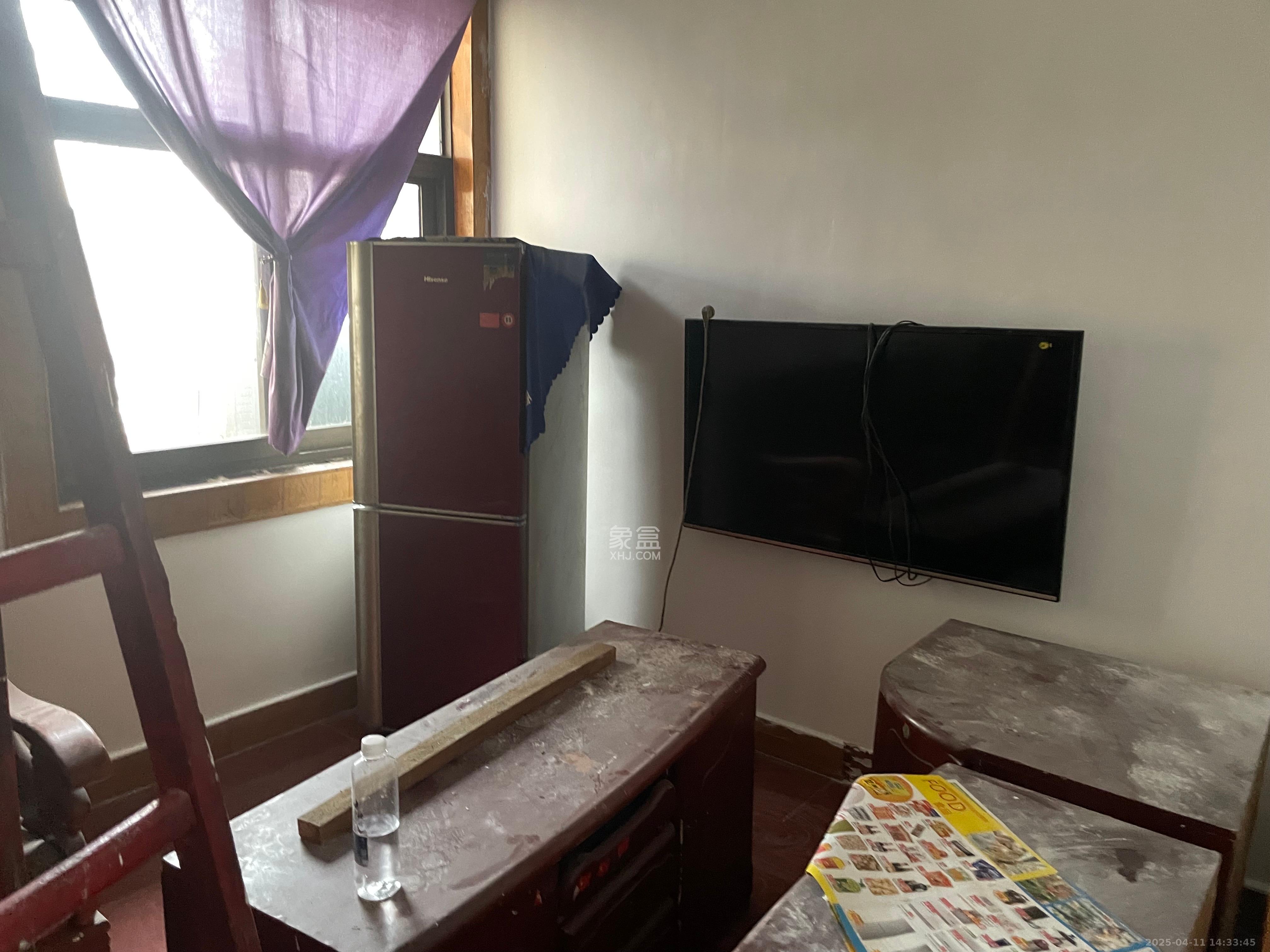 万利新村  1室1厅1卫   1600.00元/月室内图