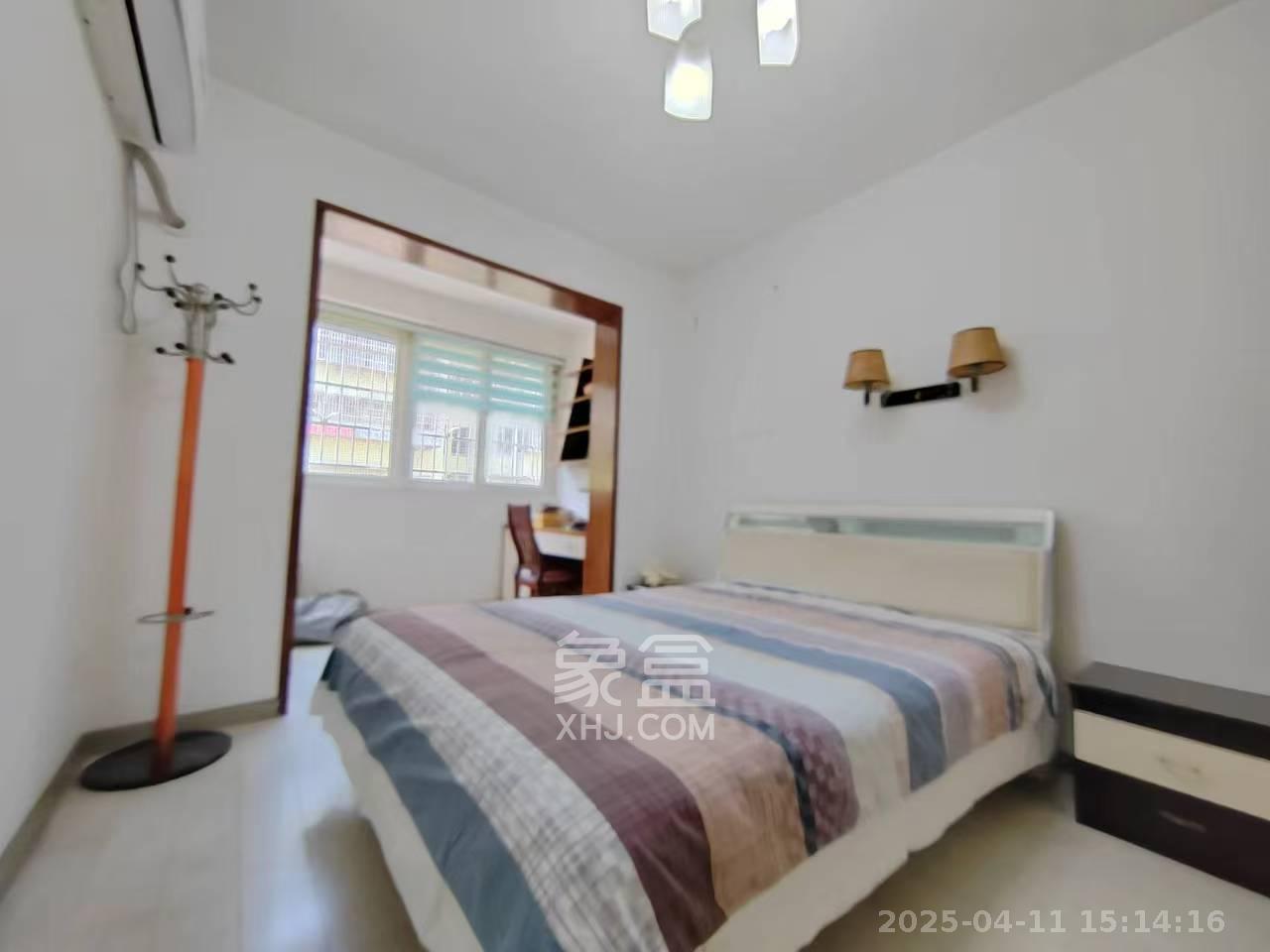 金峰小区北院(七里营社区) 4室2厅2卫 2400.0元/月 金峰小区北院(七里营社区) 4室2厅2卫 2400.0元/月室内图