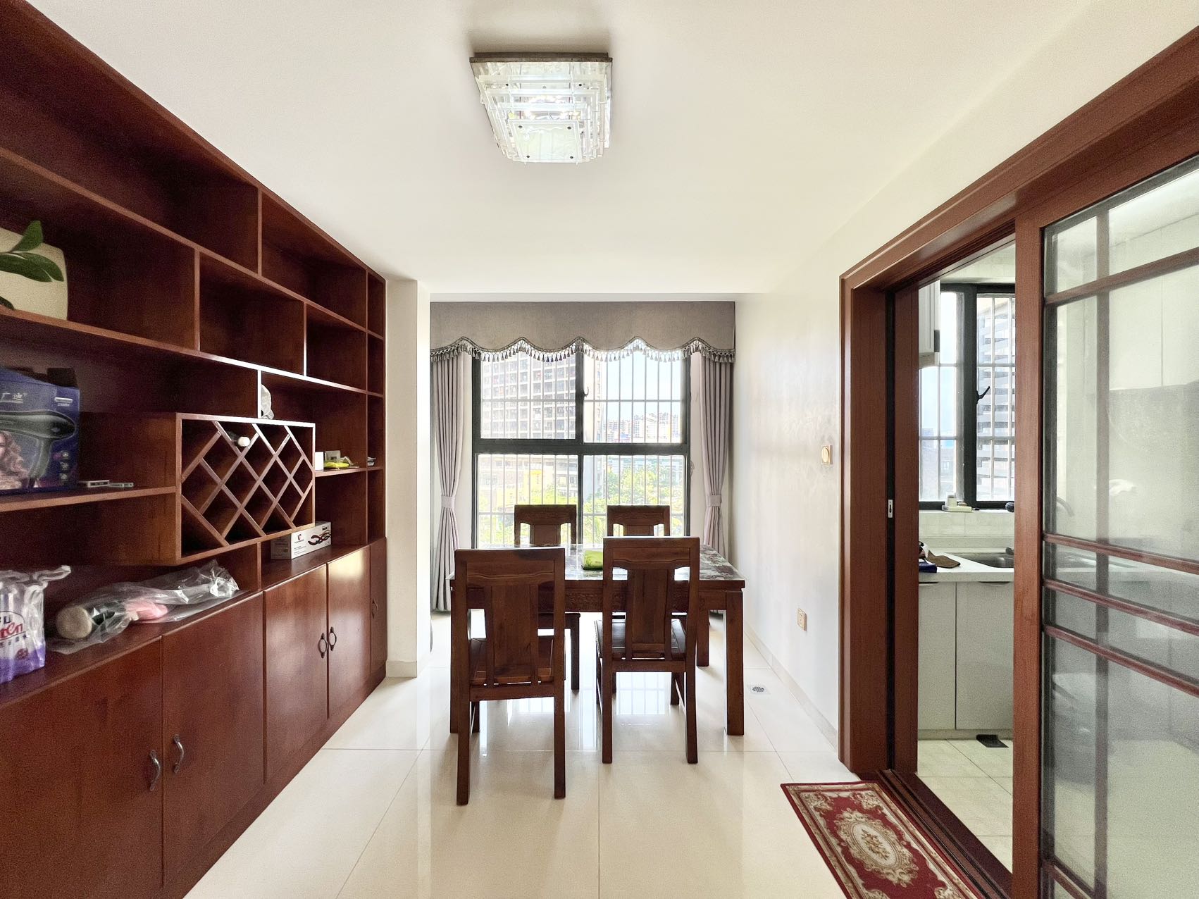 昌茂水木清华  3室2厅1卫    3000.0元/月 昌茂水木清华  3室2厅1卫    3000.0元/月室内图