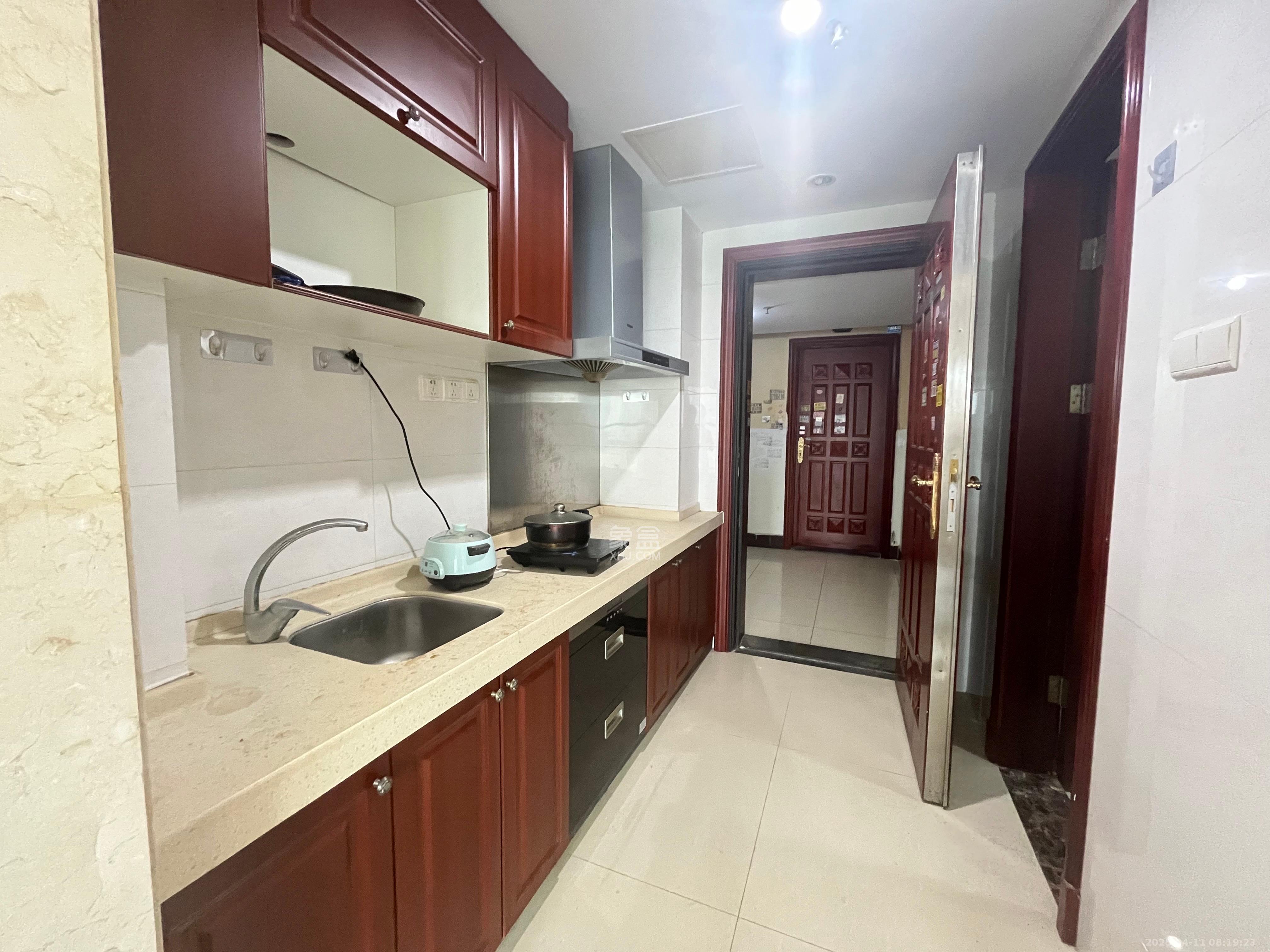 恒大华府  1室1厅1卫    1100.0元/月 恒大华府  1室1厅1卫    1100.0元/月室内图