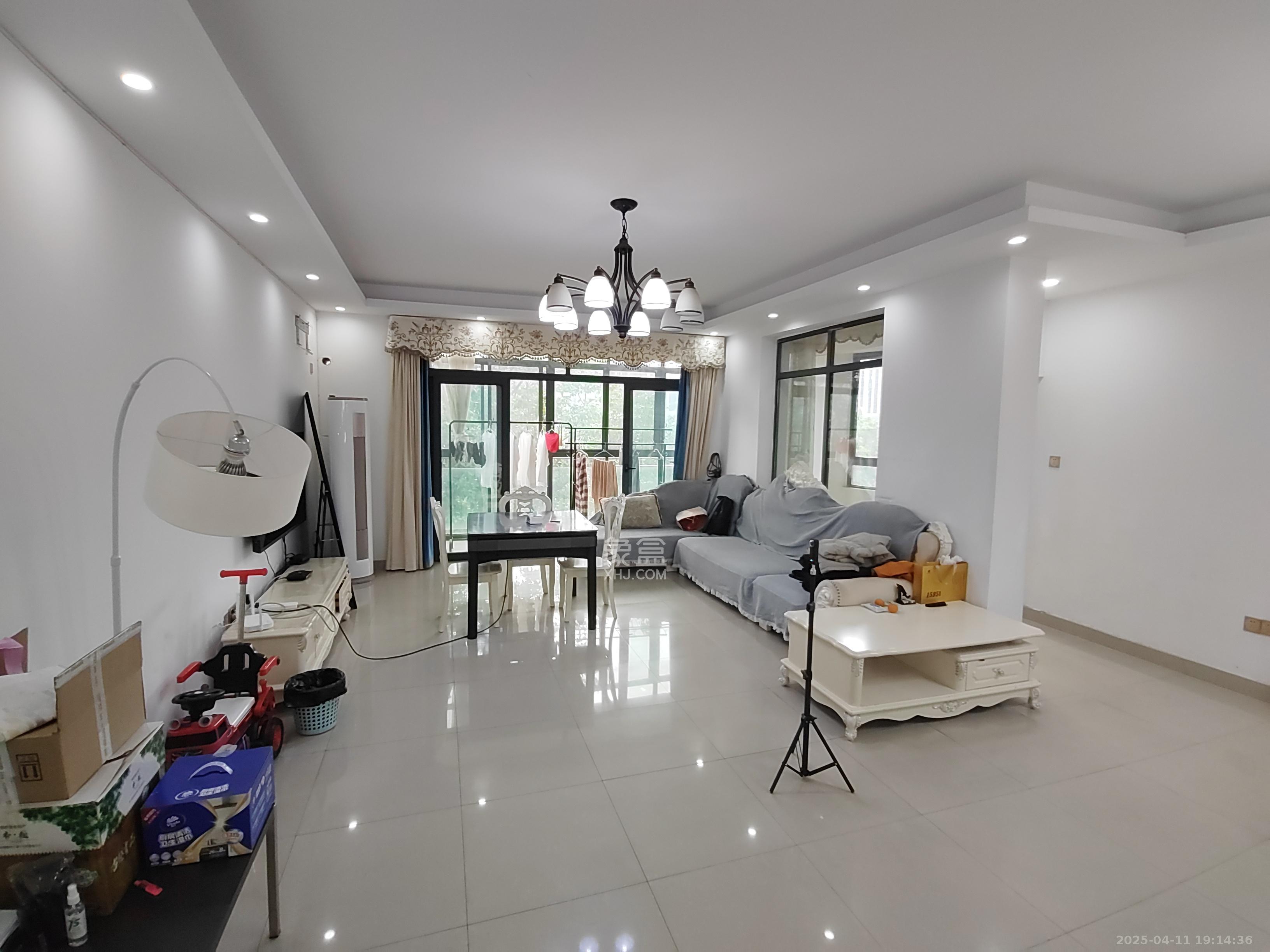 梦网景园 3室2厅2卫 4000.0元/月 梦网景园 3室2厅2卫 4000.0元/月室内图