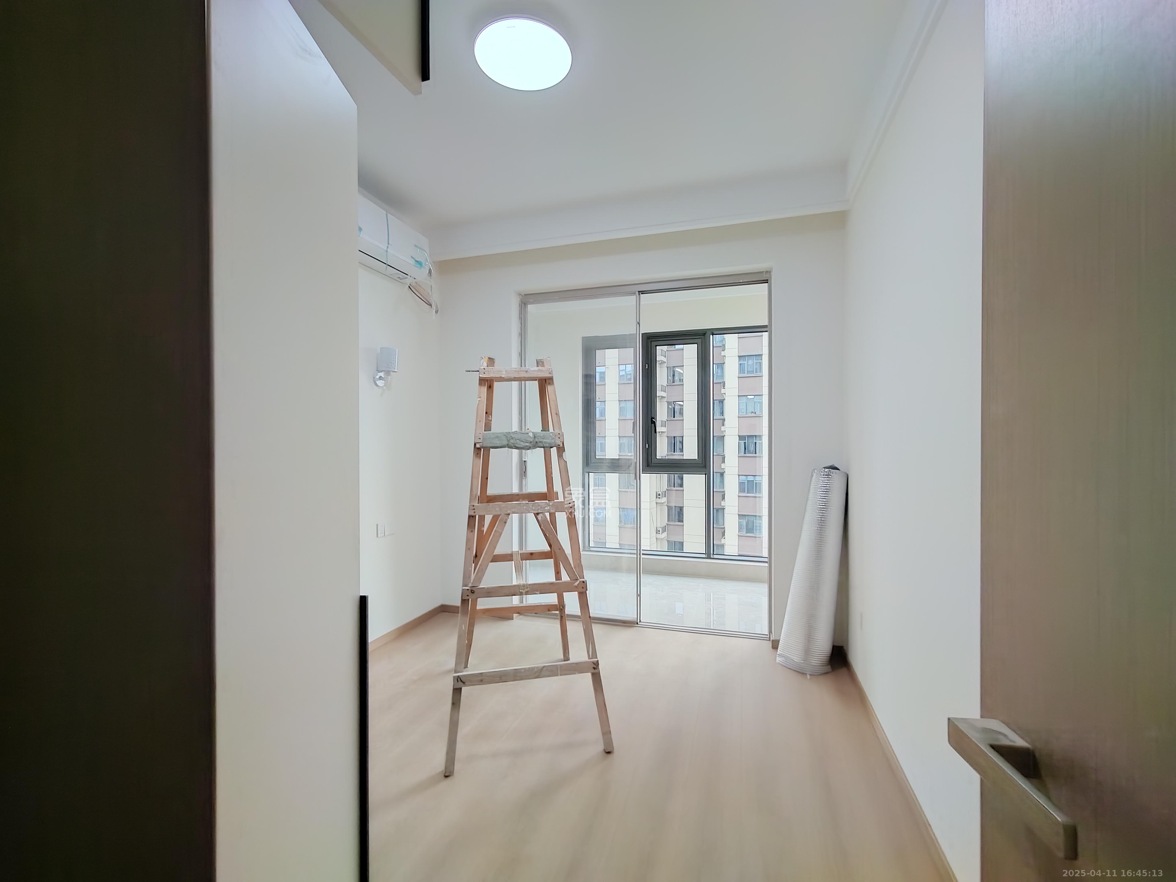 中建钰和城  3室2厅2卫   3600.00元/月室内图