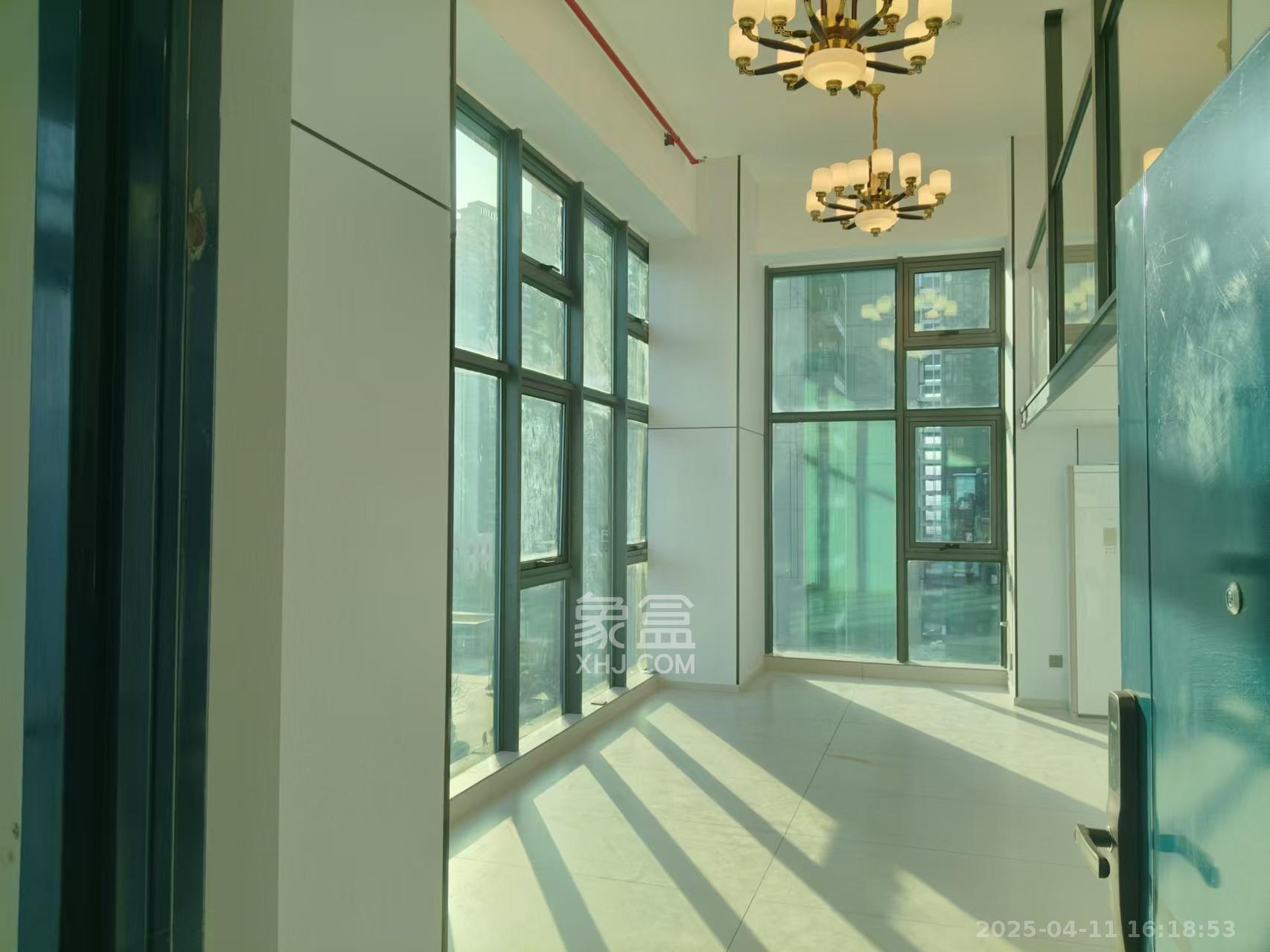 绿地V岛 1室1厅1卫 3400.0元/月 绿地V岛 1室1厅1卫 3400.0元/月室内图