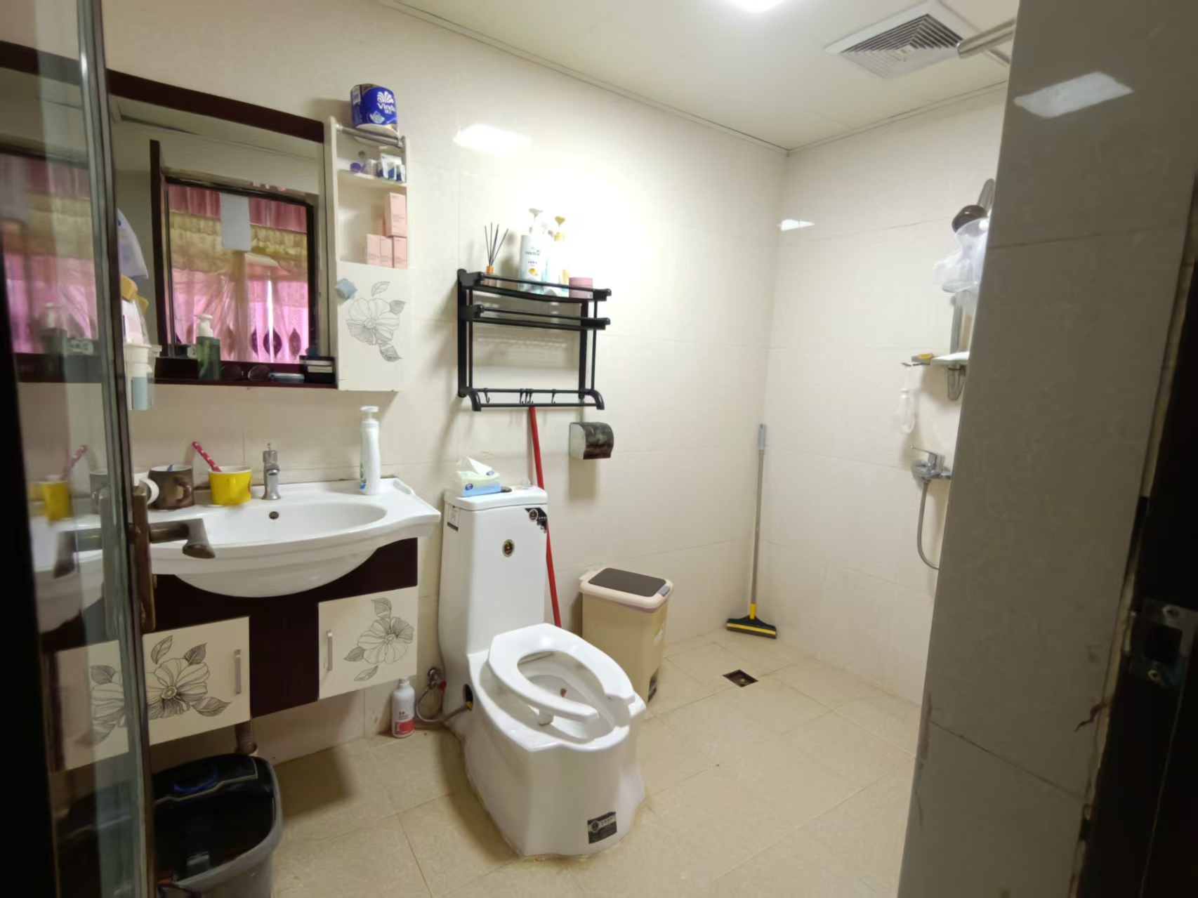 汇宇金城  1室2厅1卫   125.00万室内图