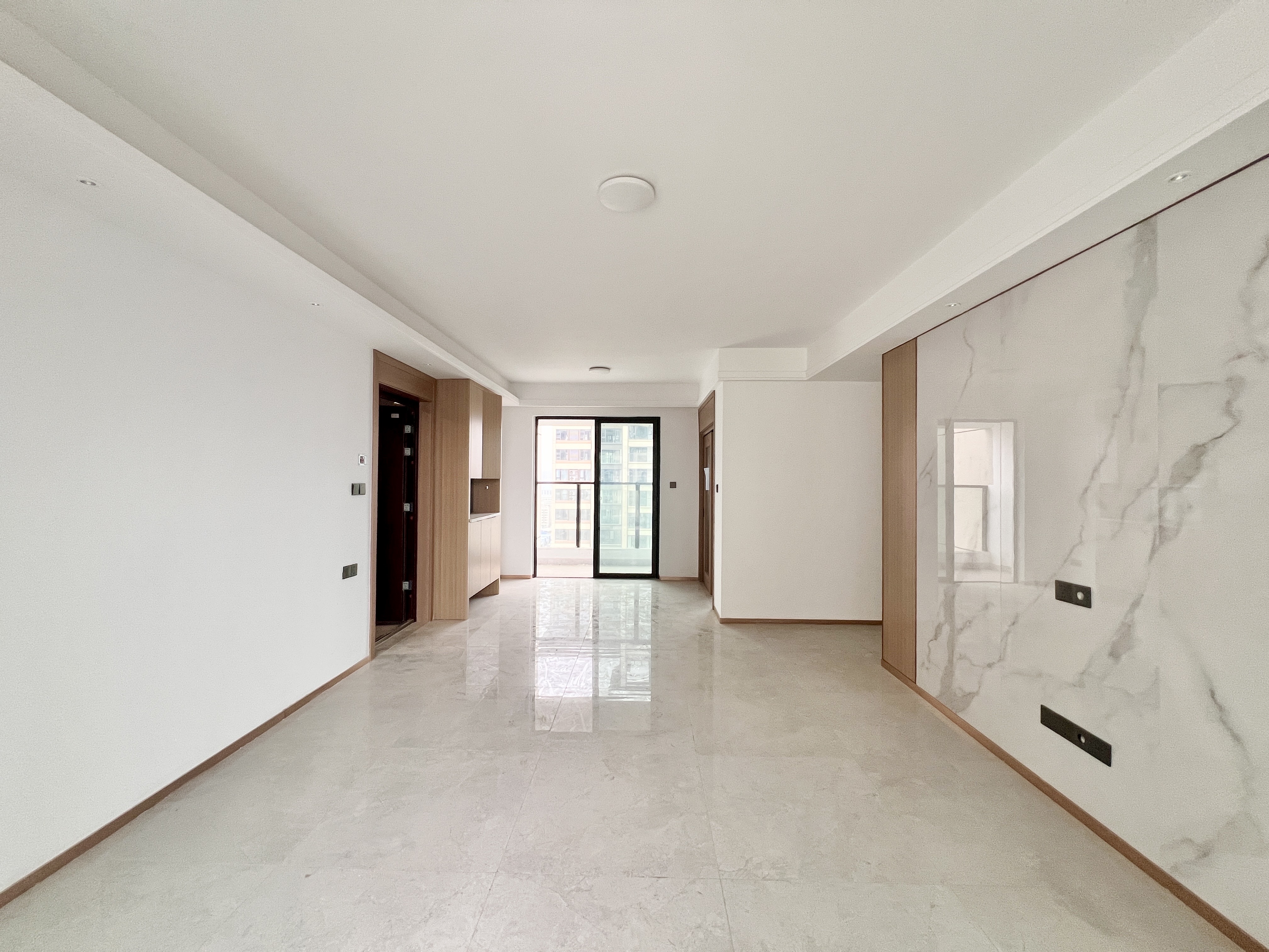 汉唐世家二期 4室2厅2卫 2600.0元/月 汉唐世家二期 4室2厅2卫 2600.0元/月户型图