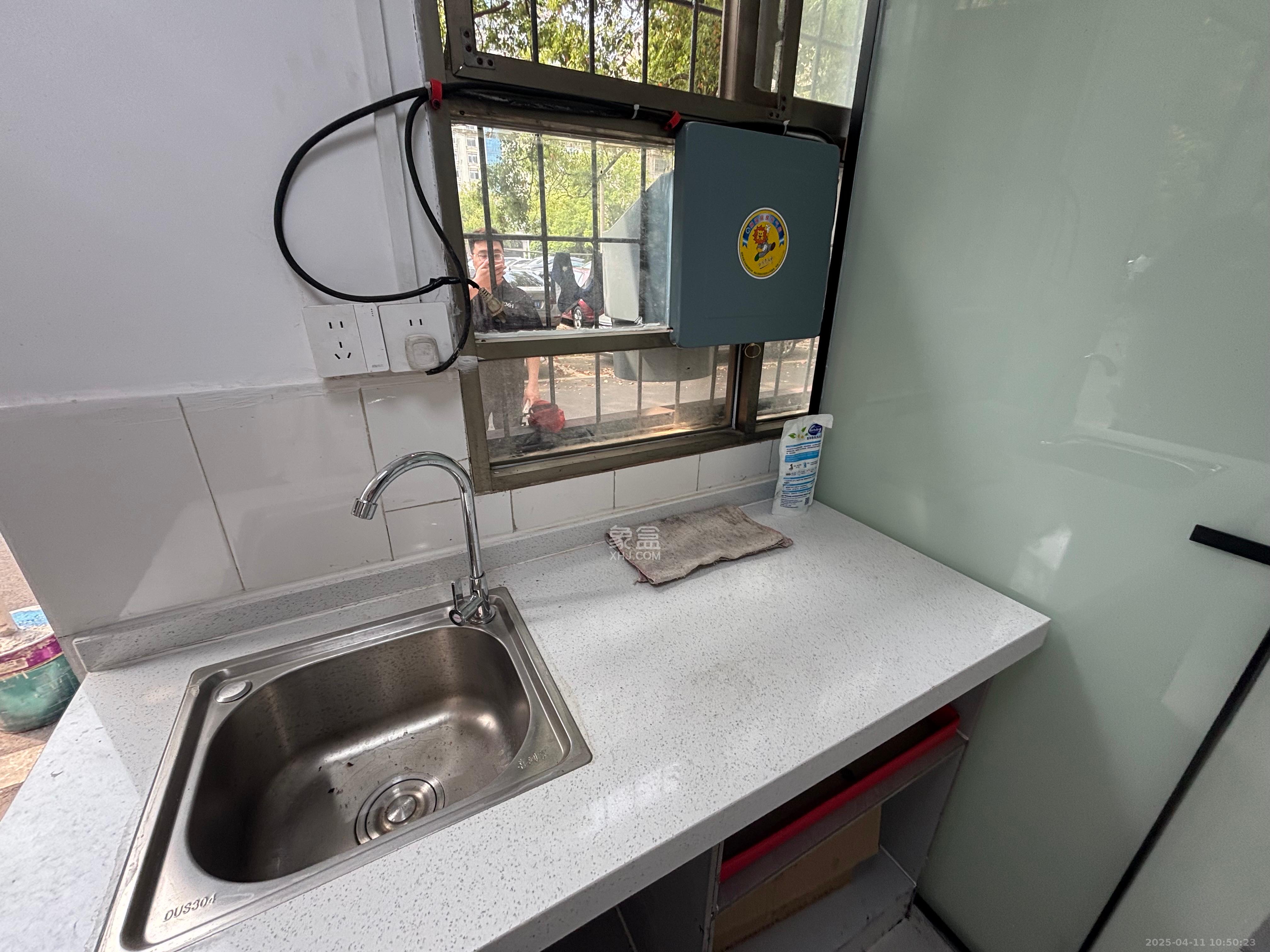 路桥宿舍 1室0厅0卫 800.0元/月 路桥宿舍 1室0厅0卫 800.0元/月室内图