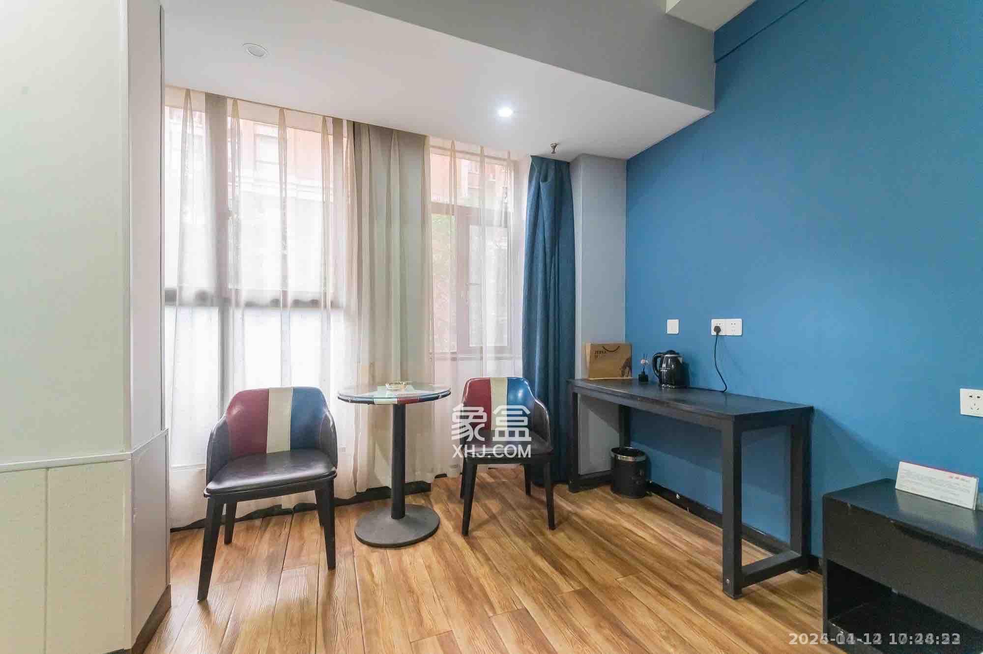 水岸世景 1室1厅1卫 1000.0元/月 水岸世景 1室1厅1卫 1000.0元/月室内图