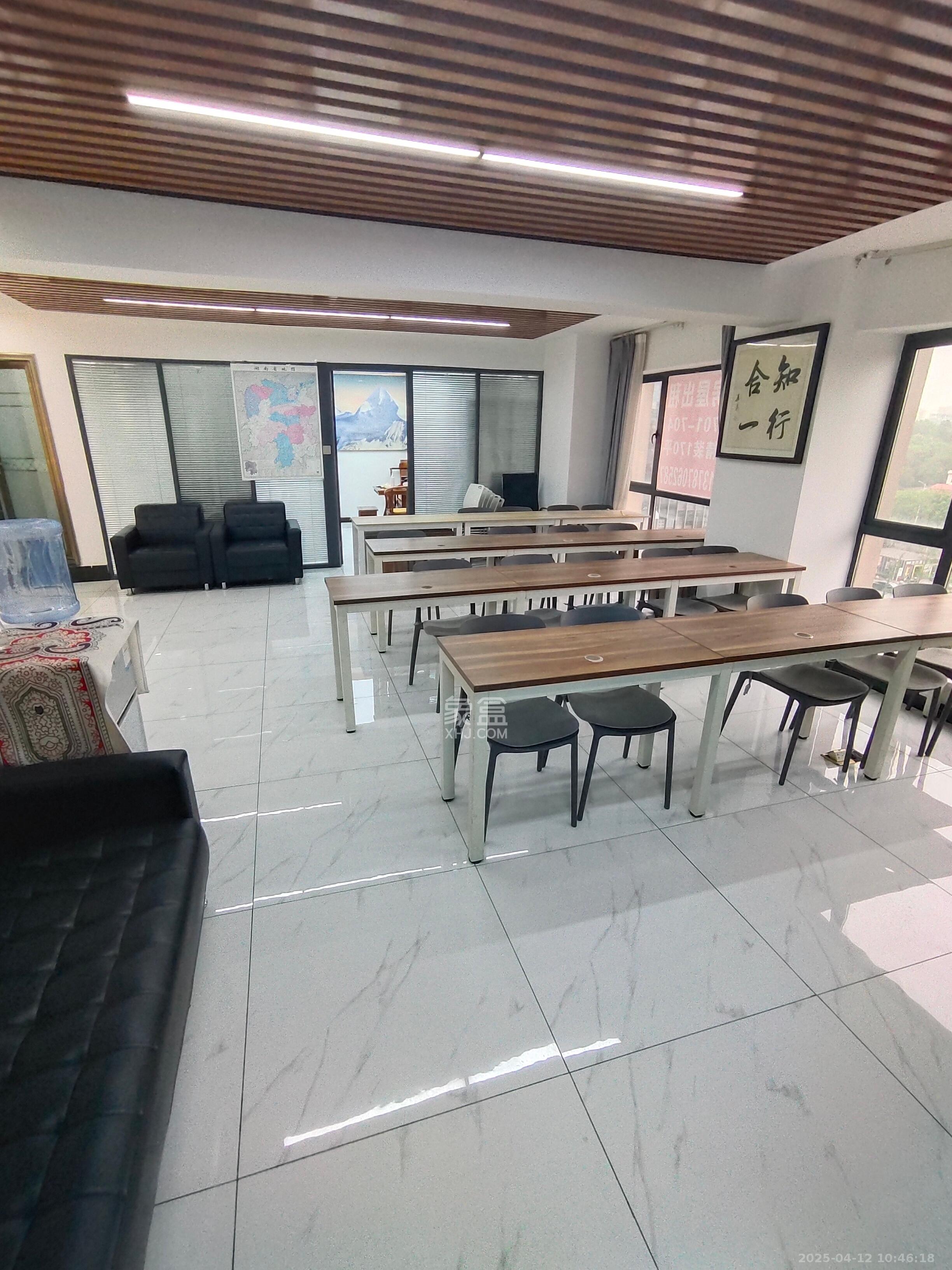 旭辉国际广场(永升商业广场) 1室0厅0卫 7000.0元/月 旭辉国际广场(永升商业广场) 1室0厅0卫 7000.0元/月室内图