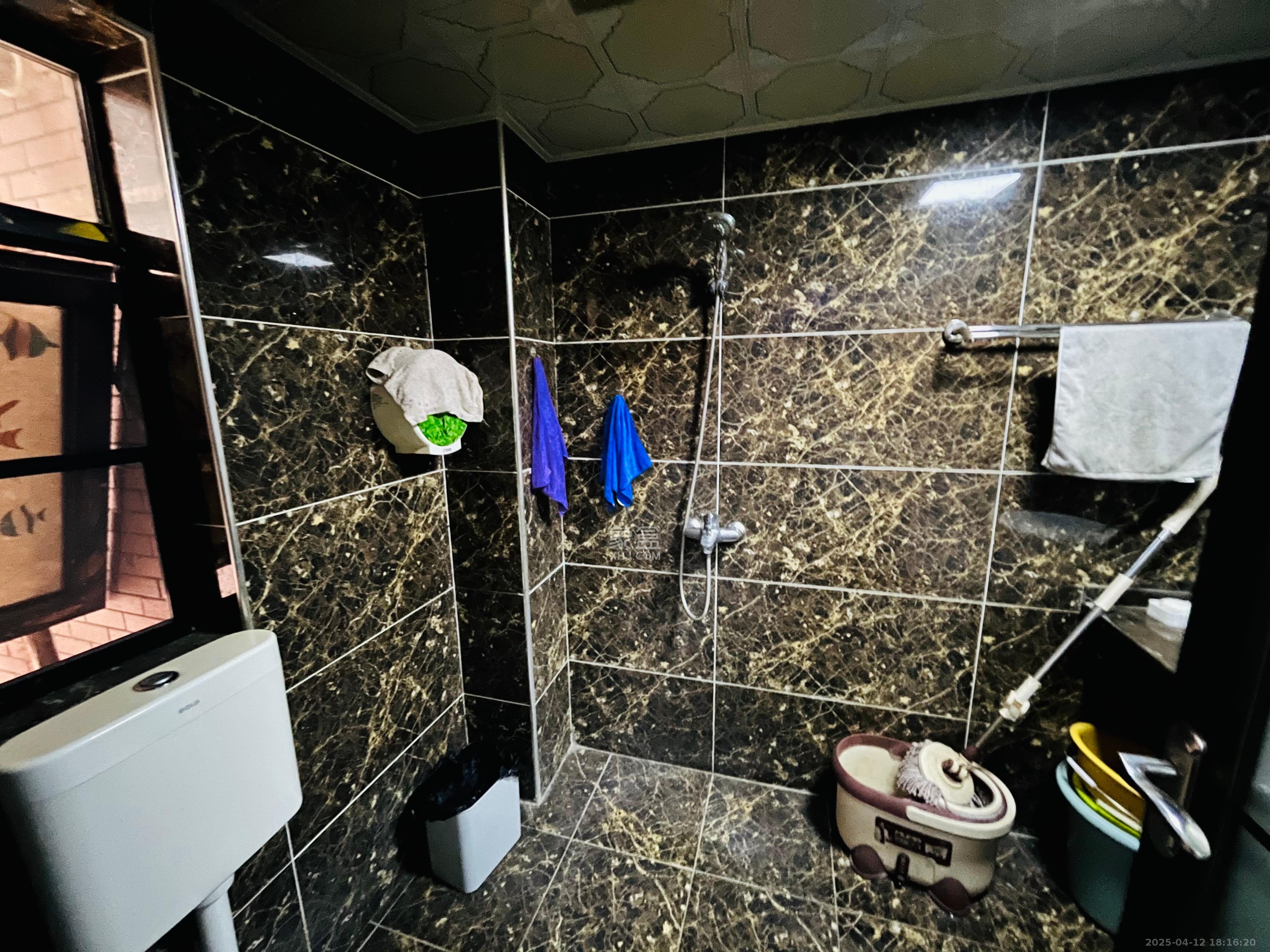 同鑫家园  3室2厅1卫    5000.0元/月 同鑫家园  3室2厅1卫    5000.0元/月室内图