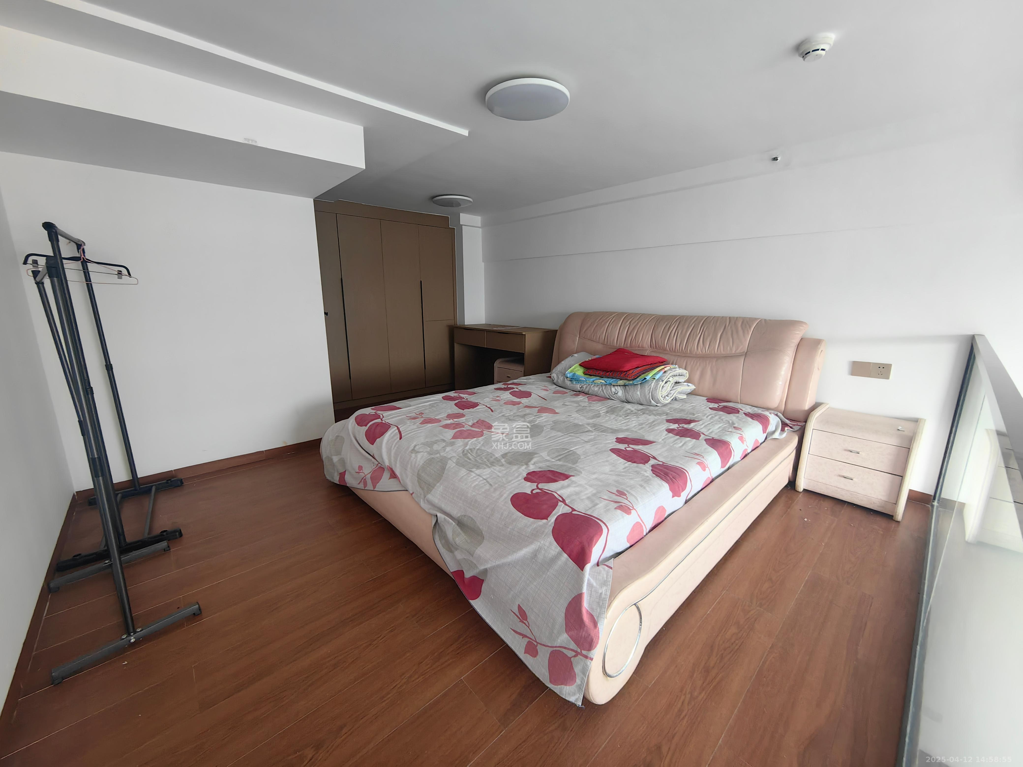 梅溪湖家居建材城  1室0厅0卫    1200.0元/月 梅溪湖家居建材城  1室0厅0卫    1200.0元/月室内图