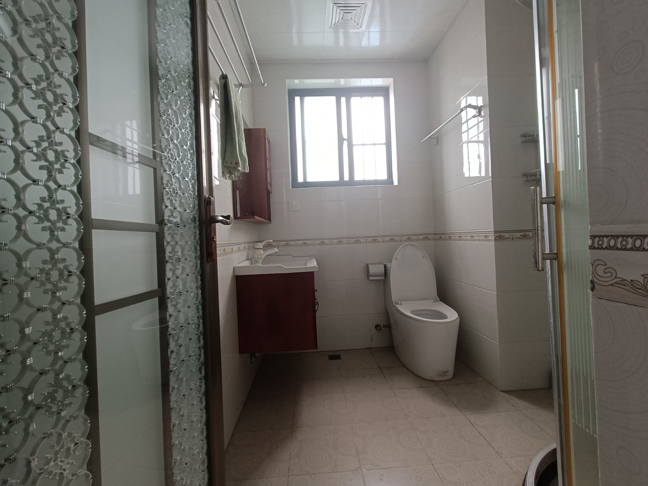 南海幸福城 3室2厅1卫 185.0万 南海幸福城 3室2厅1卫 185.0万室内图