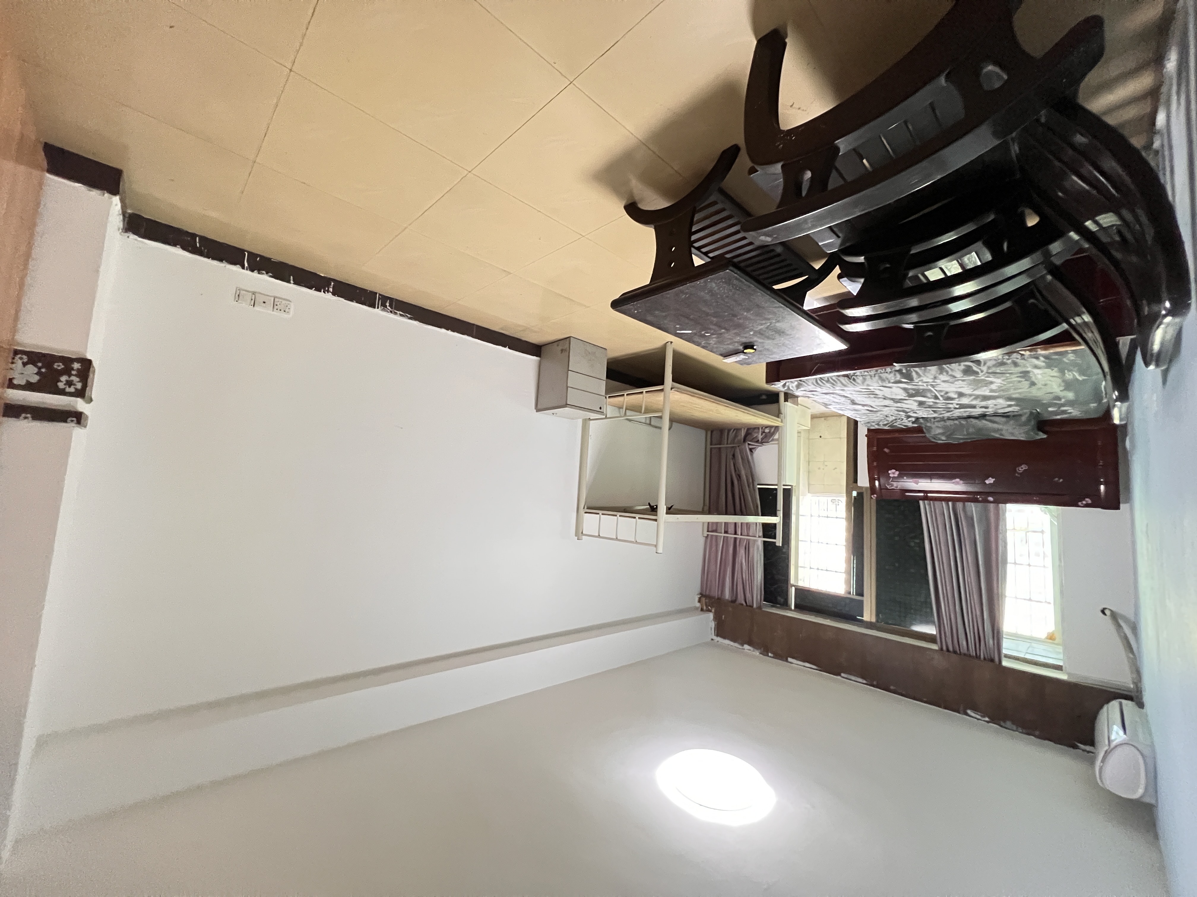 诚田大厦 2室2厅1卫 2100.0元/月 诚田大厦 2室2厅1卫 2100.0元/月室内图