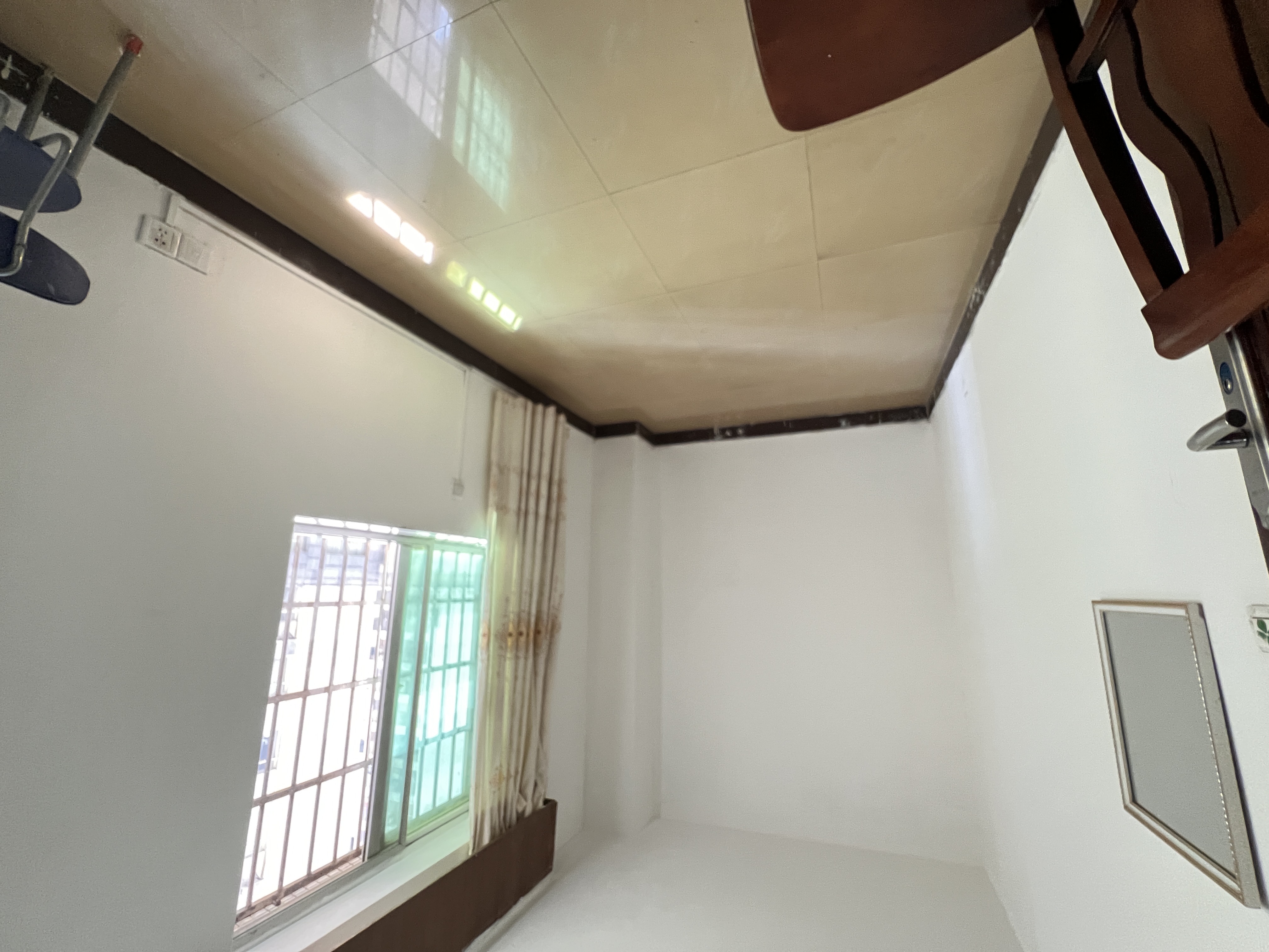 诚田大厦 2室2厅1卫 2100.0元/月 诚田大厦 2室2厅1卫 2100.0元/月室内图