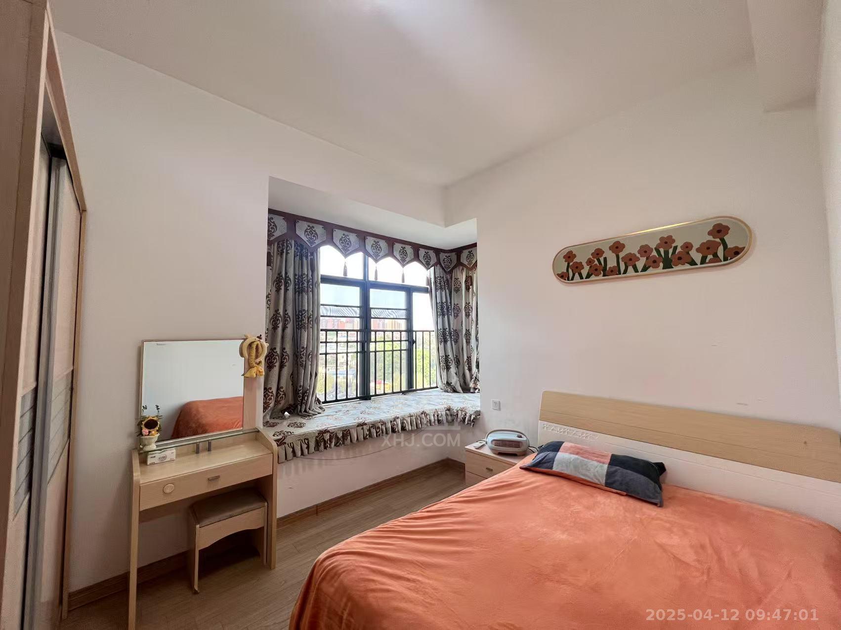 碧桂园 2室2厅1卫 1300.0元/月 碧桂园 2室2厅1卫 1300.0元/月室内图