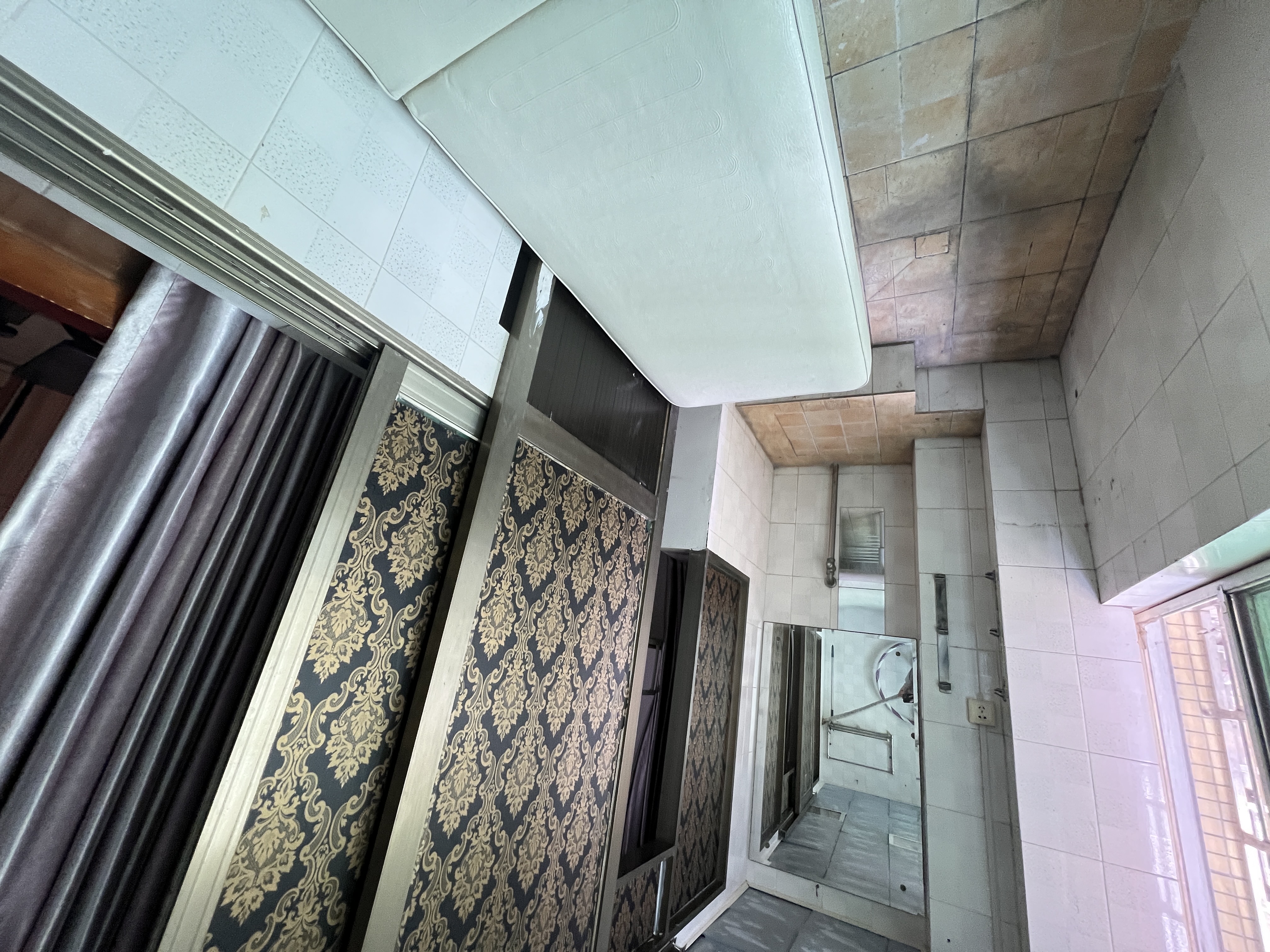 诚田大厦 2室2厅1卫 2100.0元/月 诚田大厦 2室2厅1卫 2100.0元/月室内图