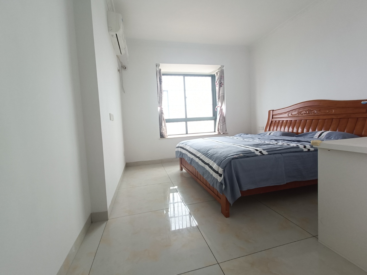 南海幸福城 3室2厅1卫 185.0万 南海幸福城 3室2厅1卫 185.0万室内图