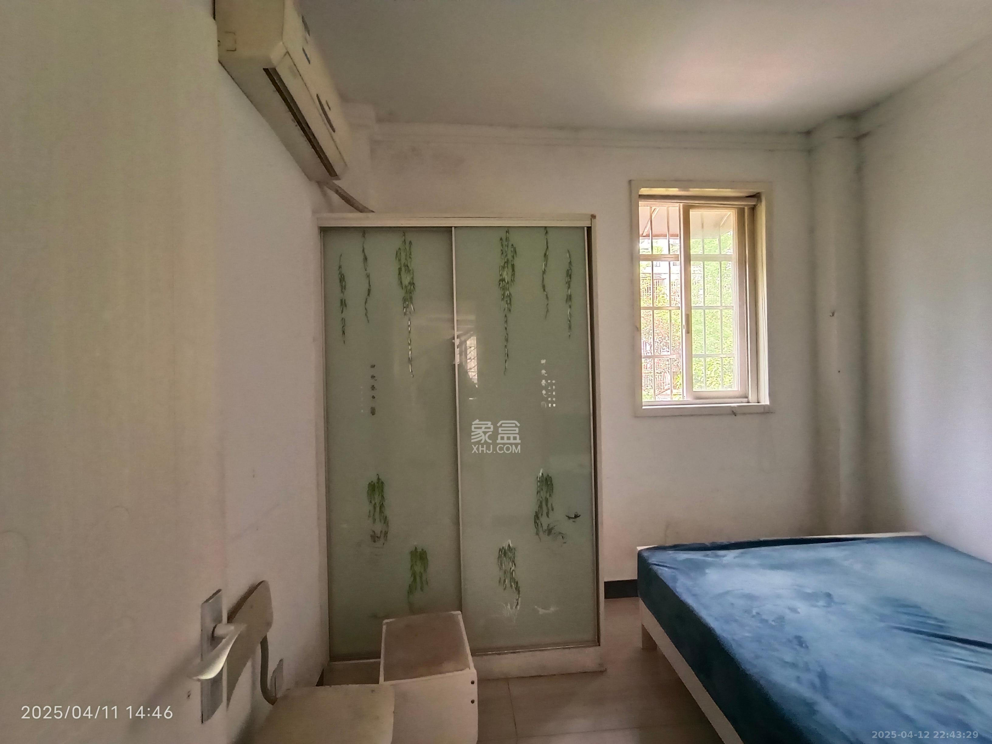 山水人家一二期 4室2厅3卫 2500.0元/月 山水人家一二期 4室2厅3卫 2500.0元/月室内图