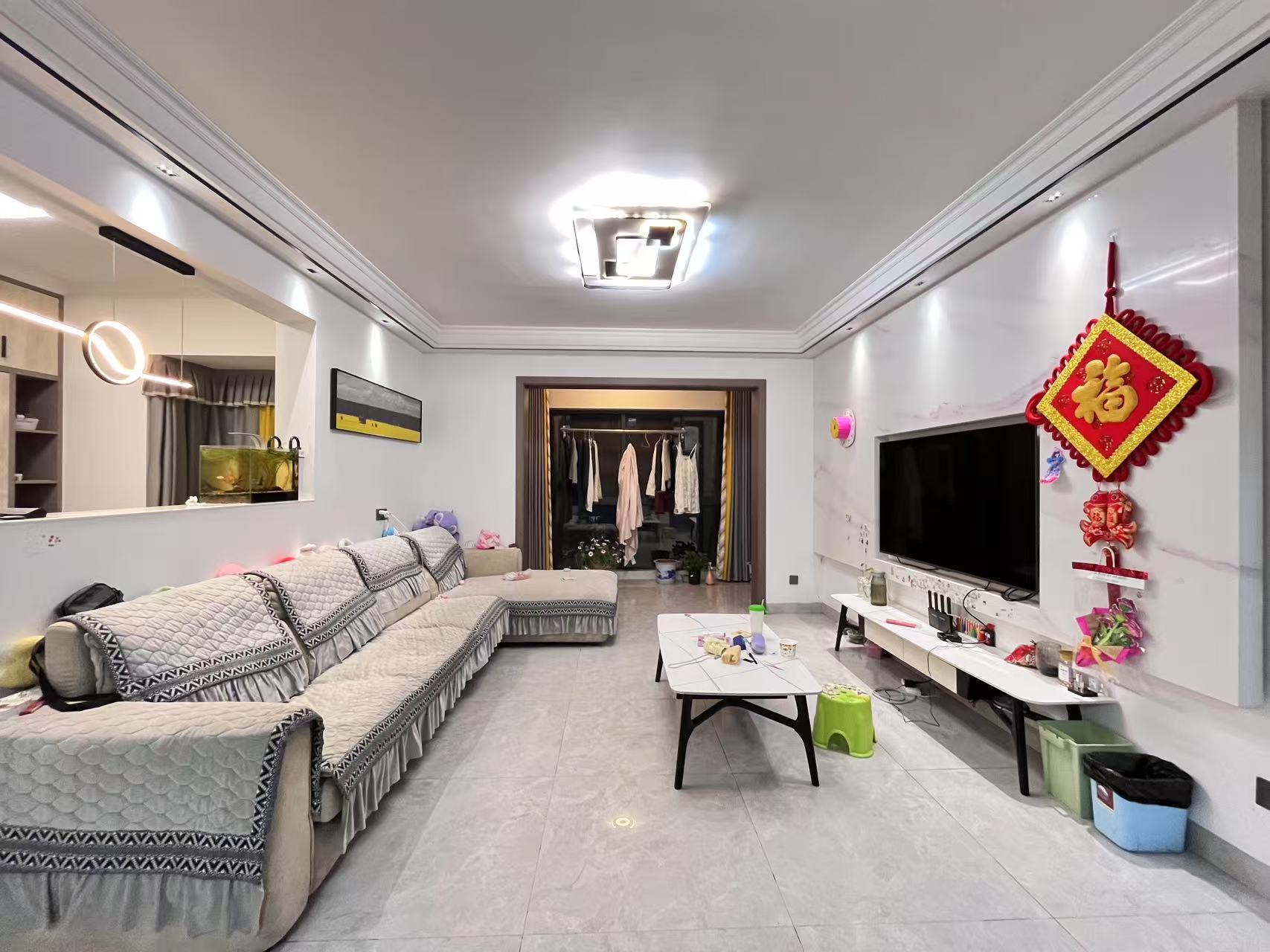 提香蓝岸 4室2厅2卫 85.0万 提香蓝岸 4室2厅2卫 85.0万室内图