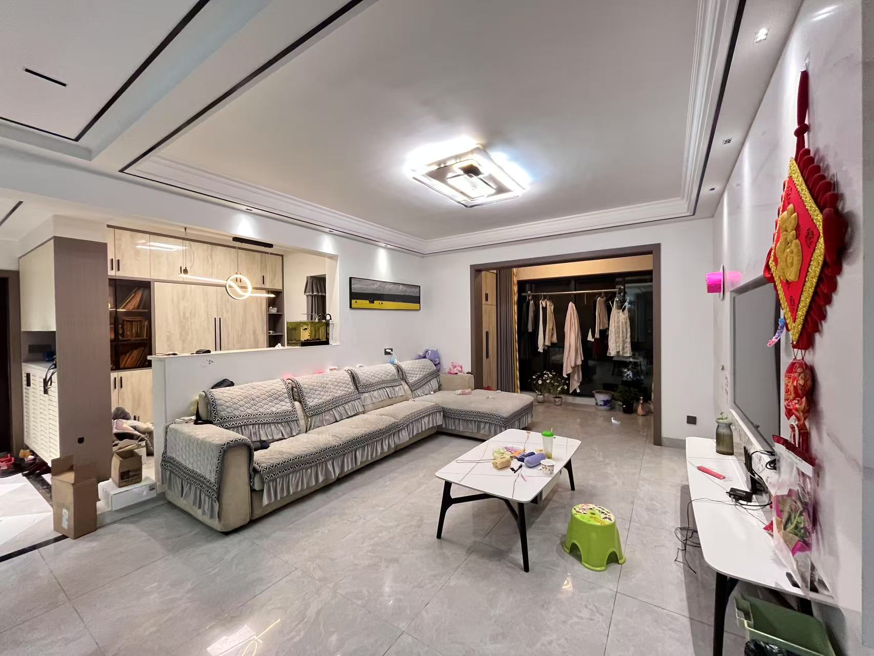 提香蓝岸 4室2厅2卫 85.0万 提香蓝岸 4室2厅2卫 85.0万室内图